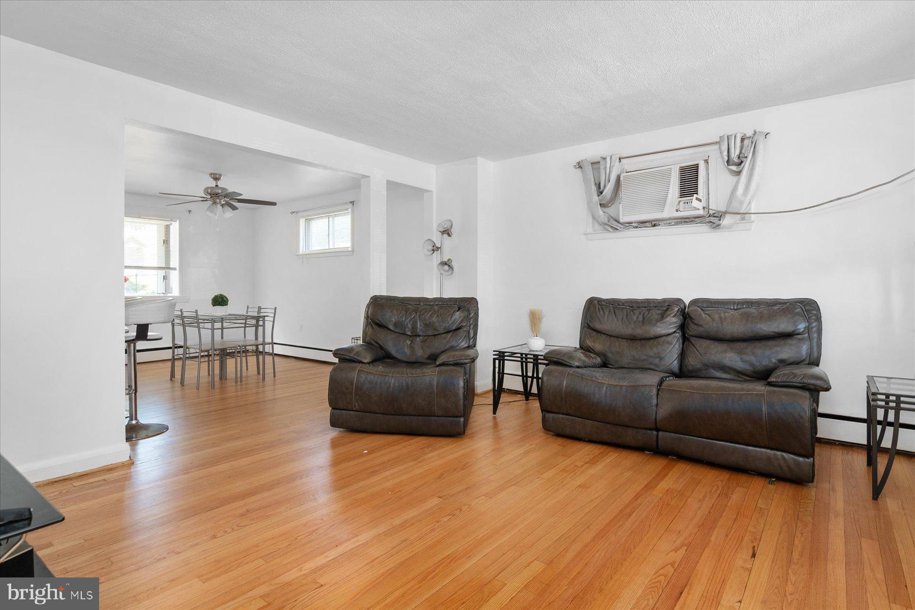 ROLAND TERRACE - Residential