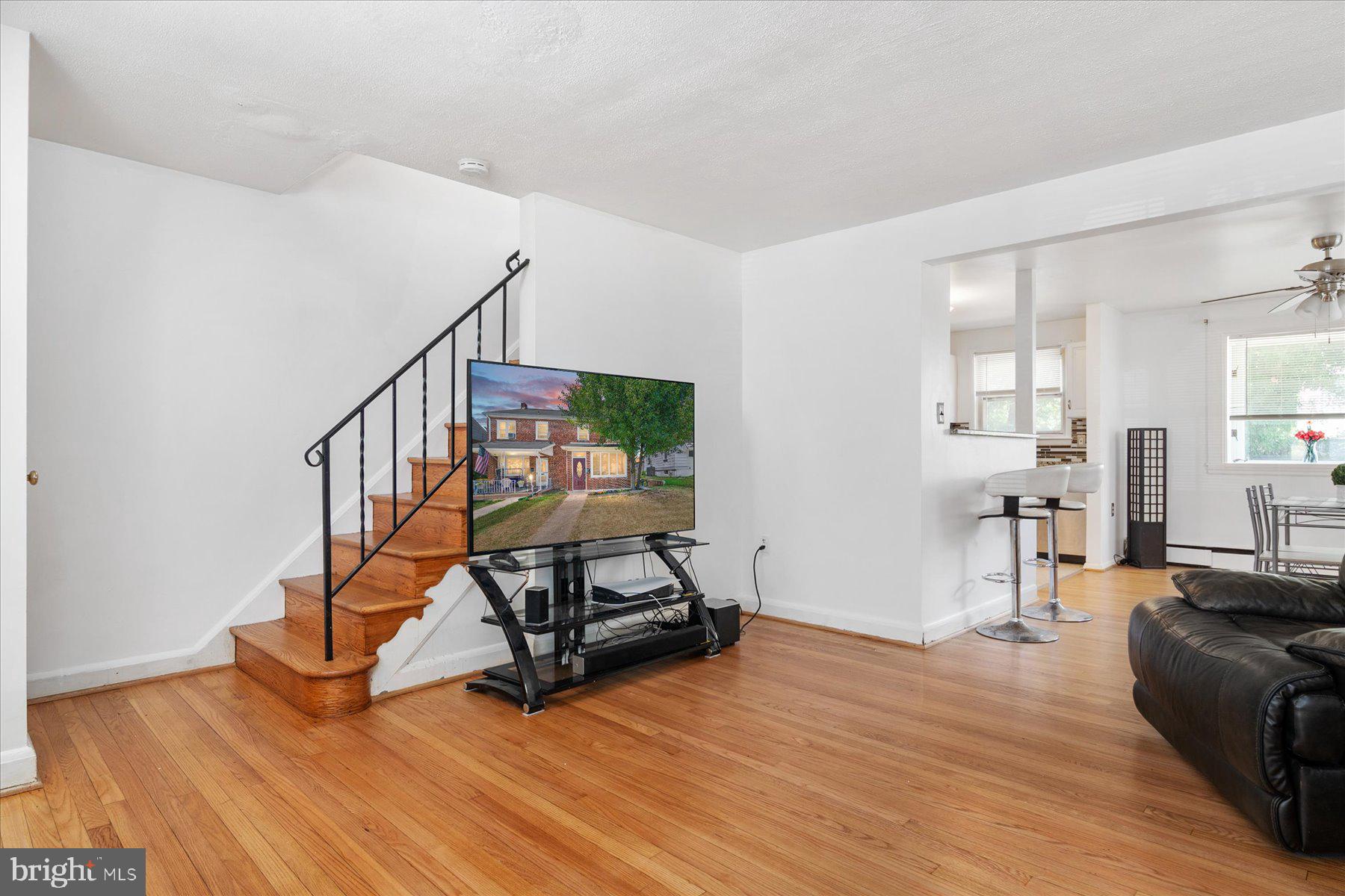 ROLAND TERRACE - Residential