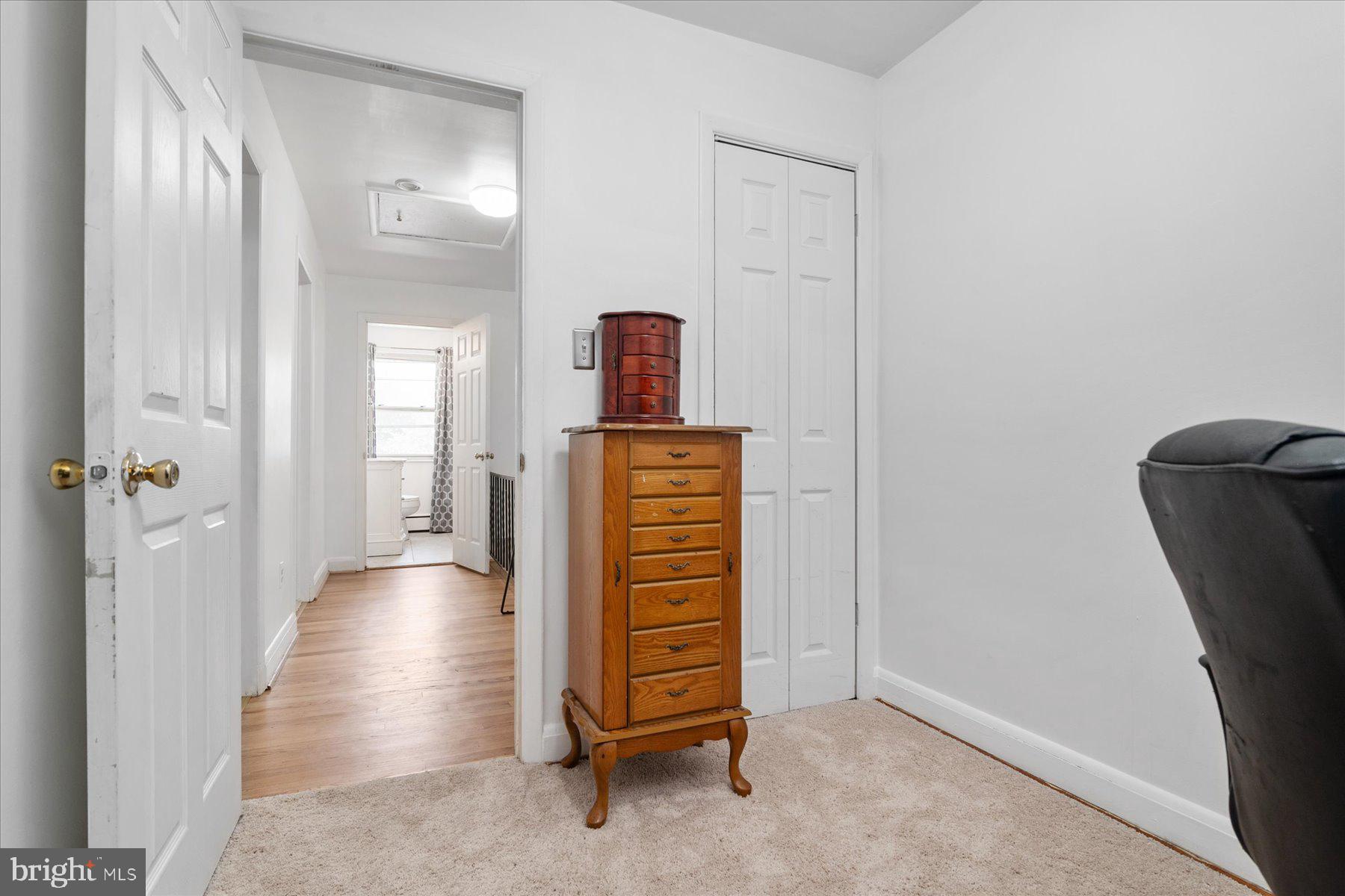 ROLAND TERRACE - Residential