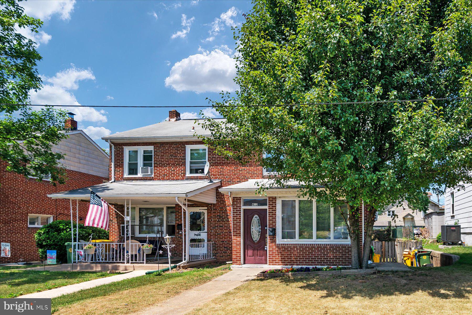 ROLAND TERRACE - Residential
