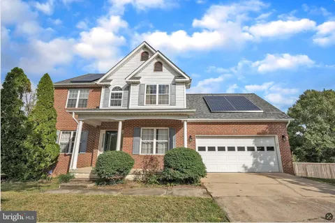 2100 Country Pines Court, Waldorf, MD MLS: MDCH2040870