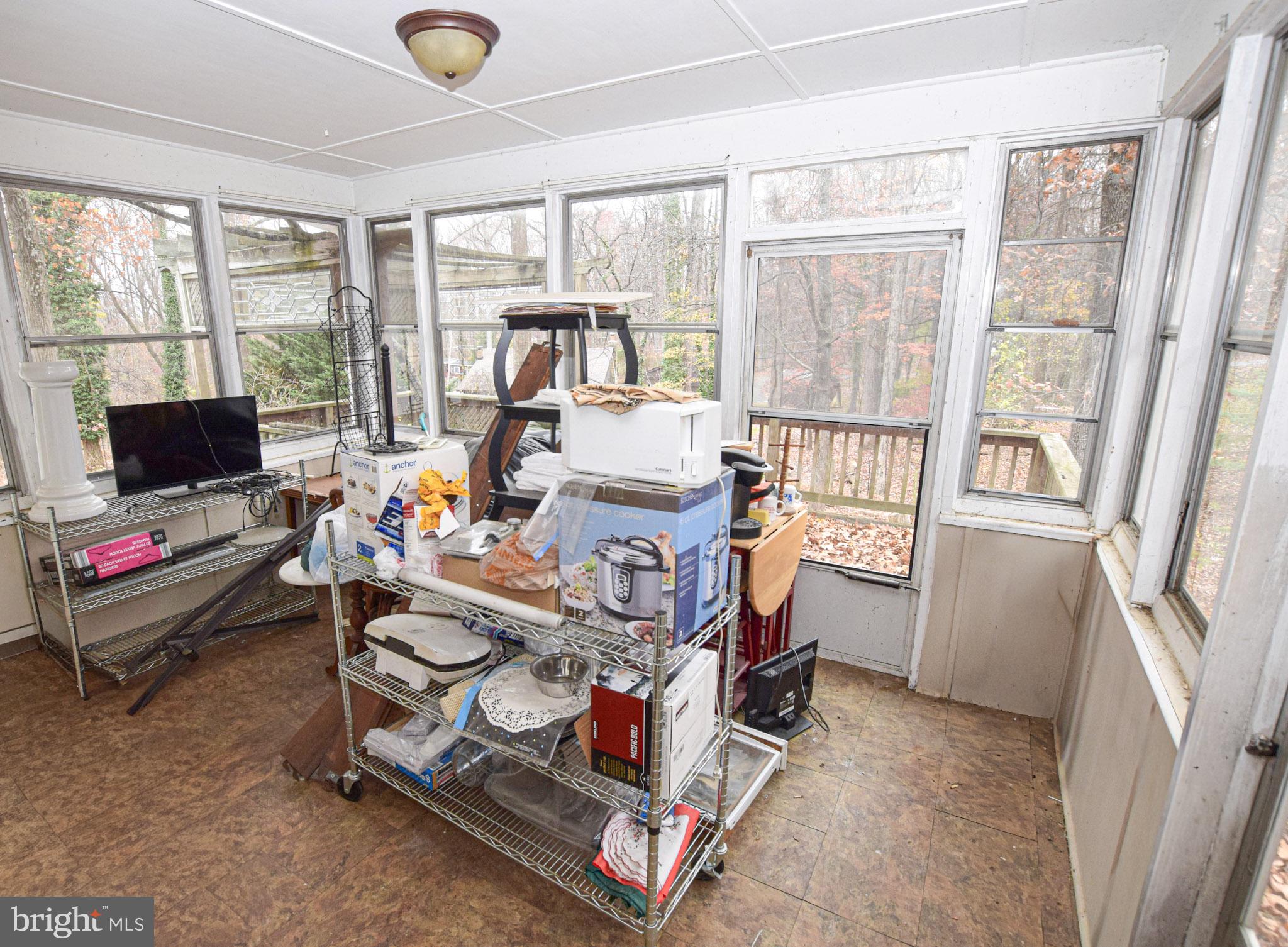 SHANNONDALE - Residential