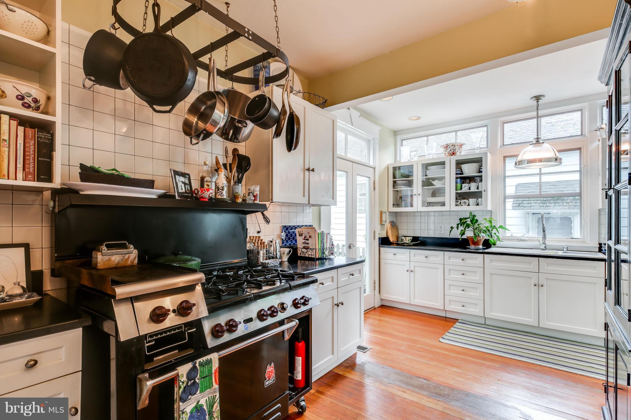 WARDOUR - Residential