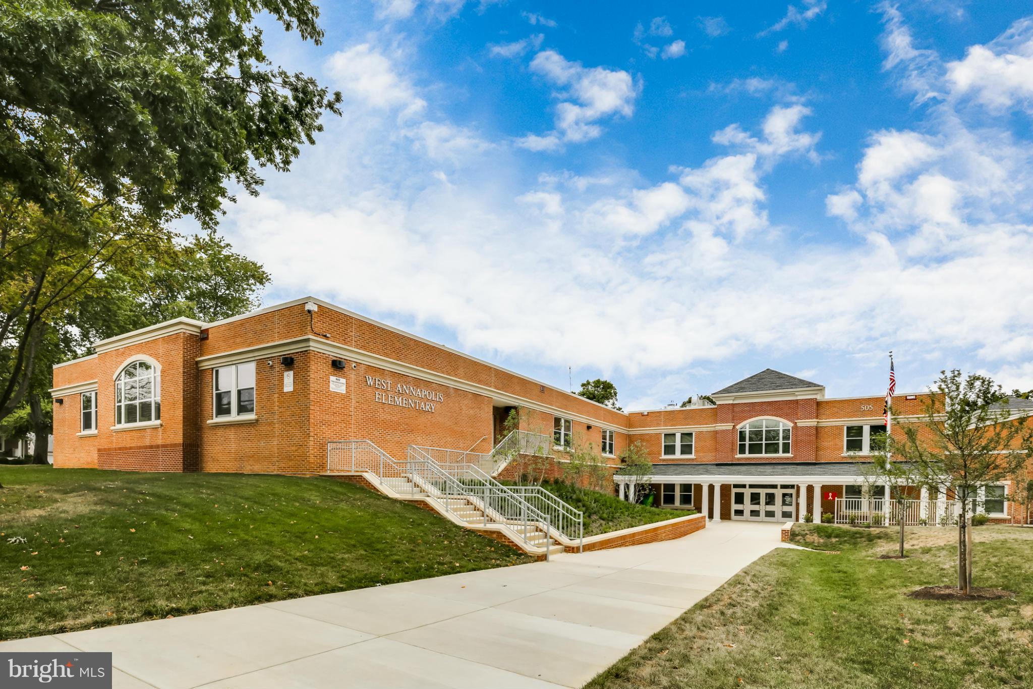 WARDOUR - Residential