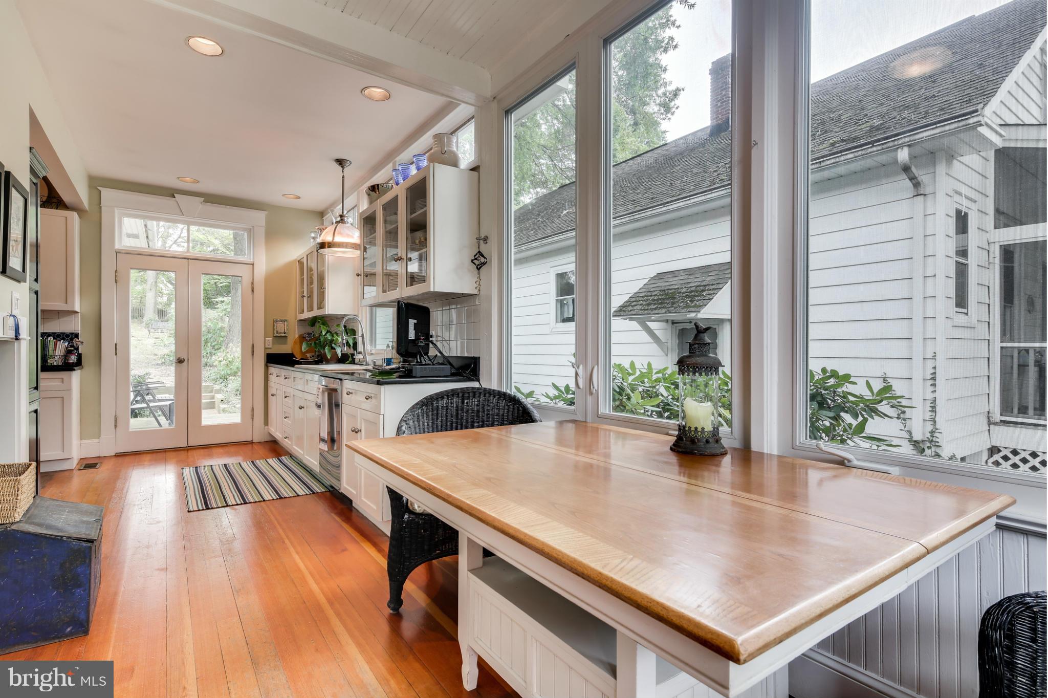 WARDOUR - Residential