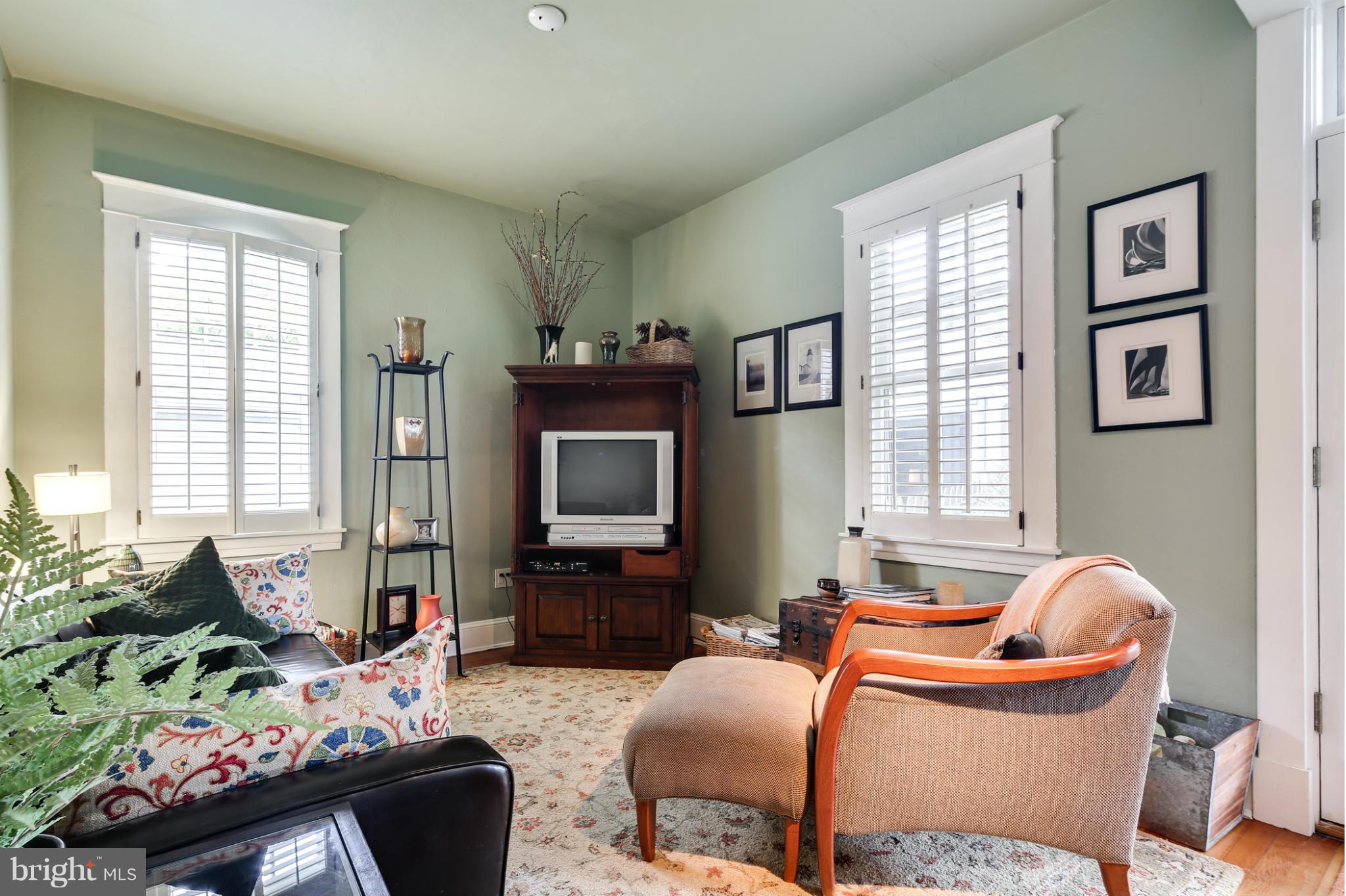 WARDOUR - Residential