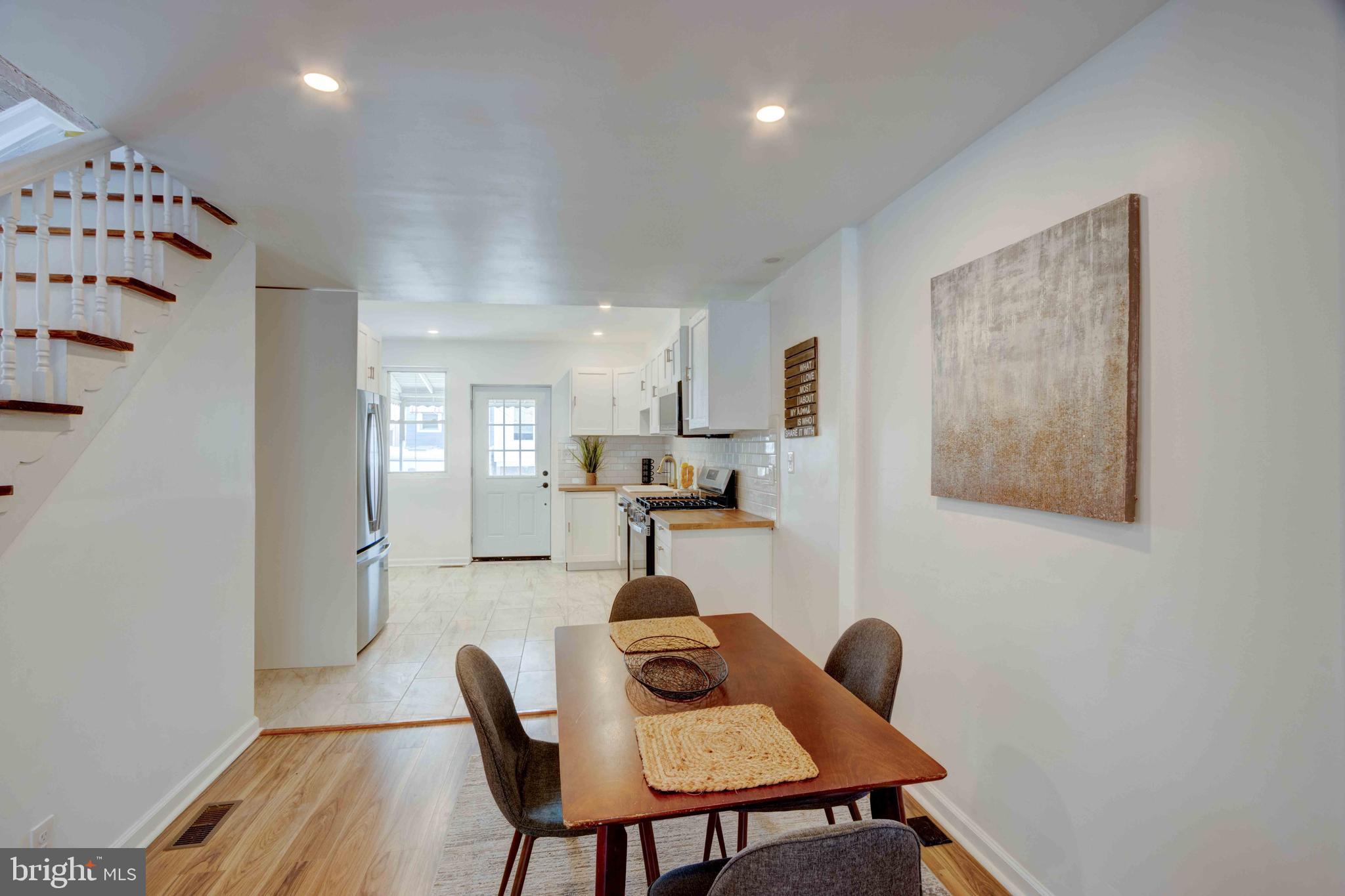 RIVERSIDE - Residential