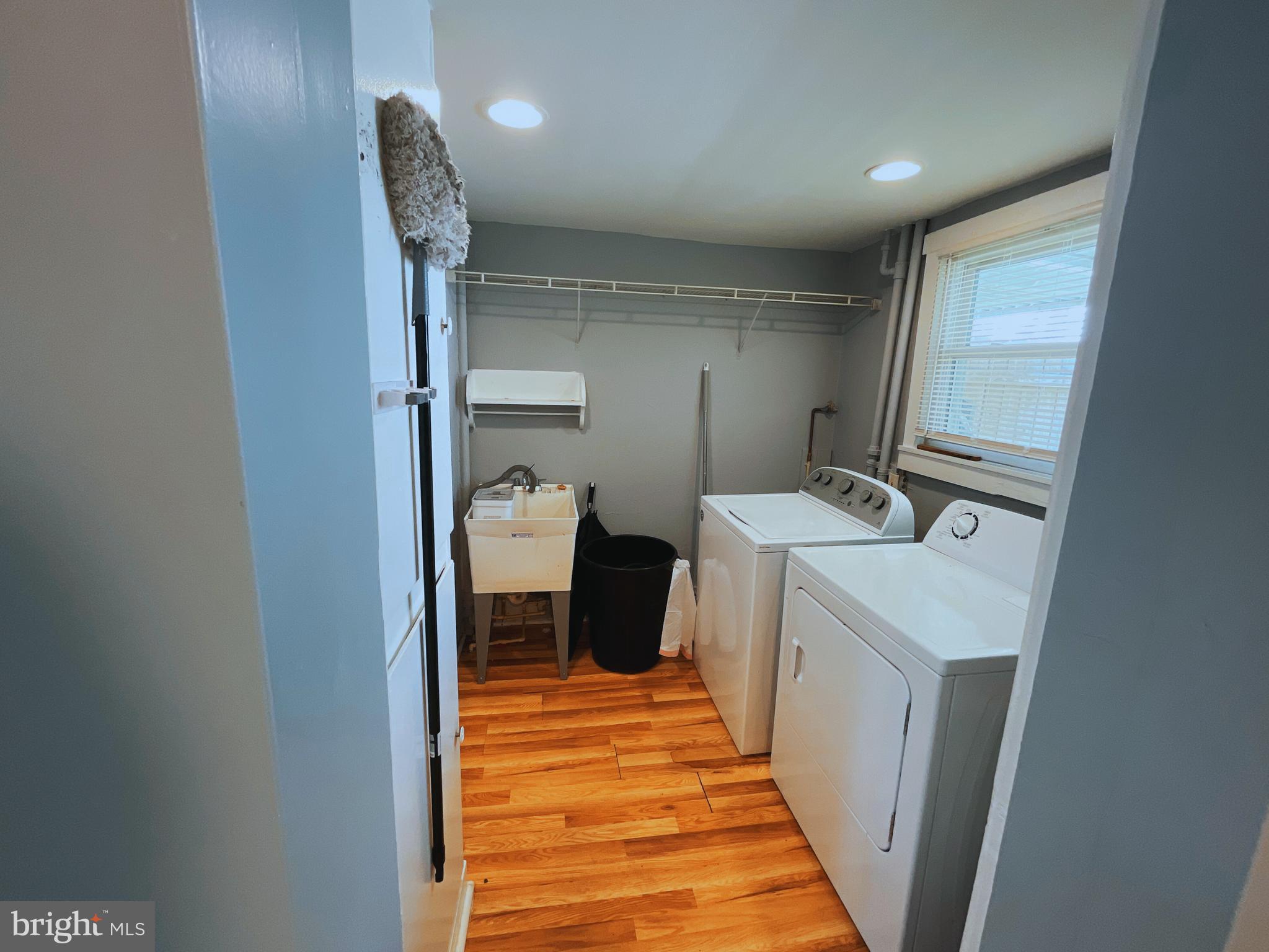RIDGELEIGH - Residential Lease