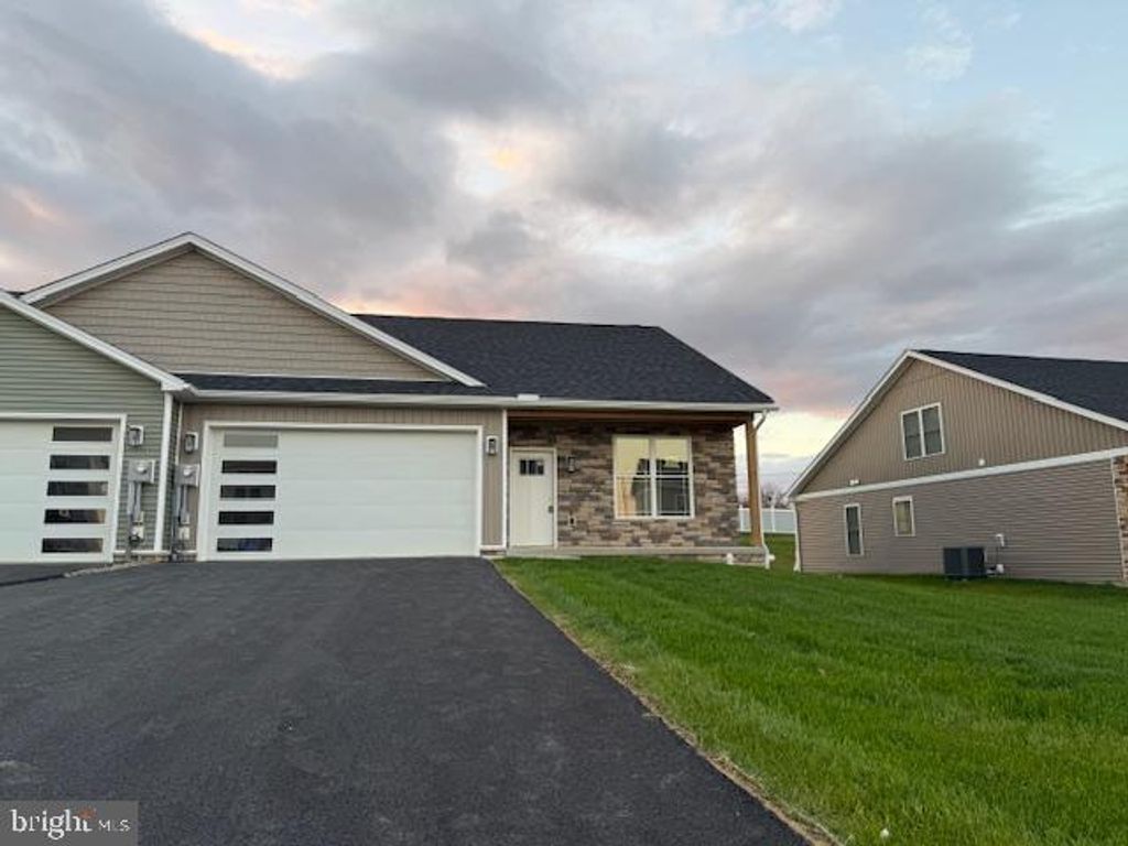 Photo of 11819 Mystic Rock Lane Ln S, WAYNESBORO, PA 17268 (MLS # PAFL2031030)