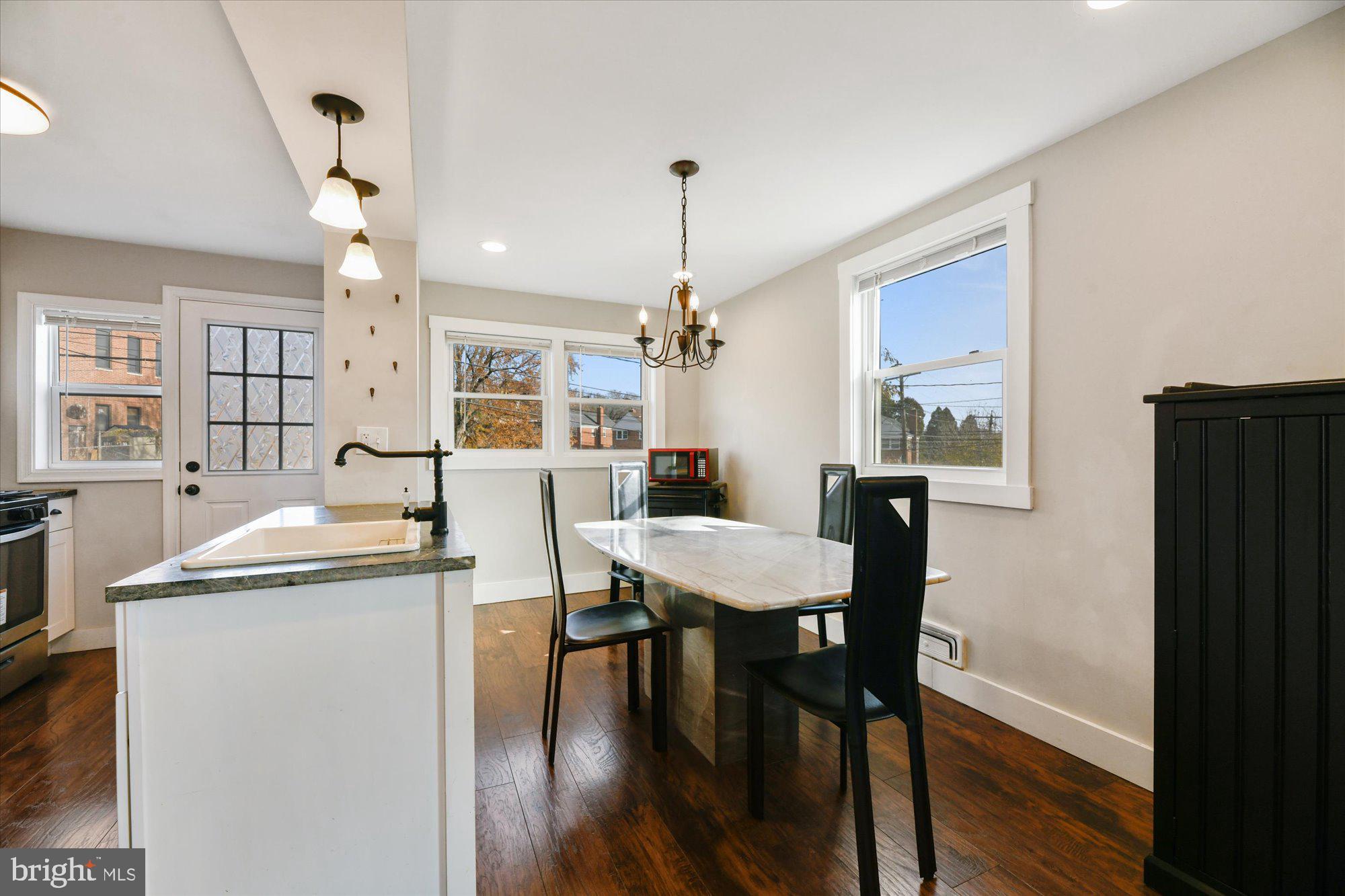 PARKSIDE - Residential