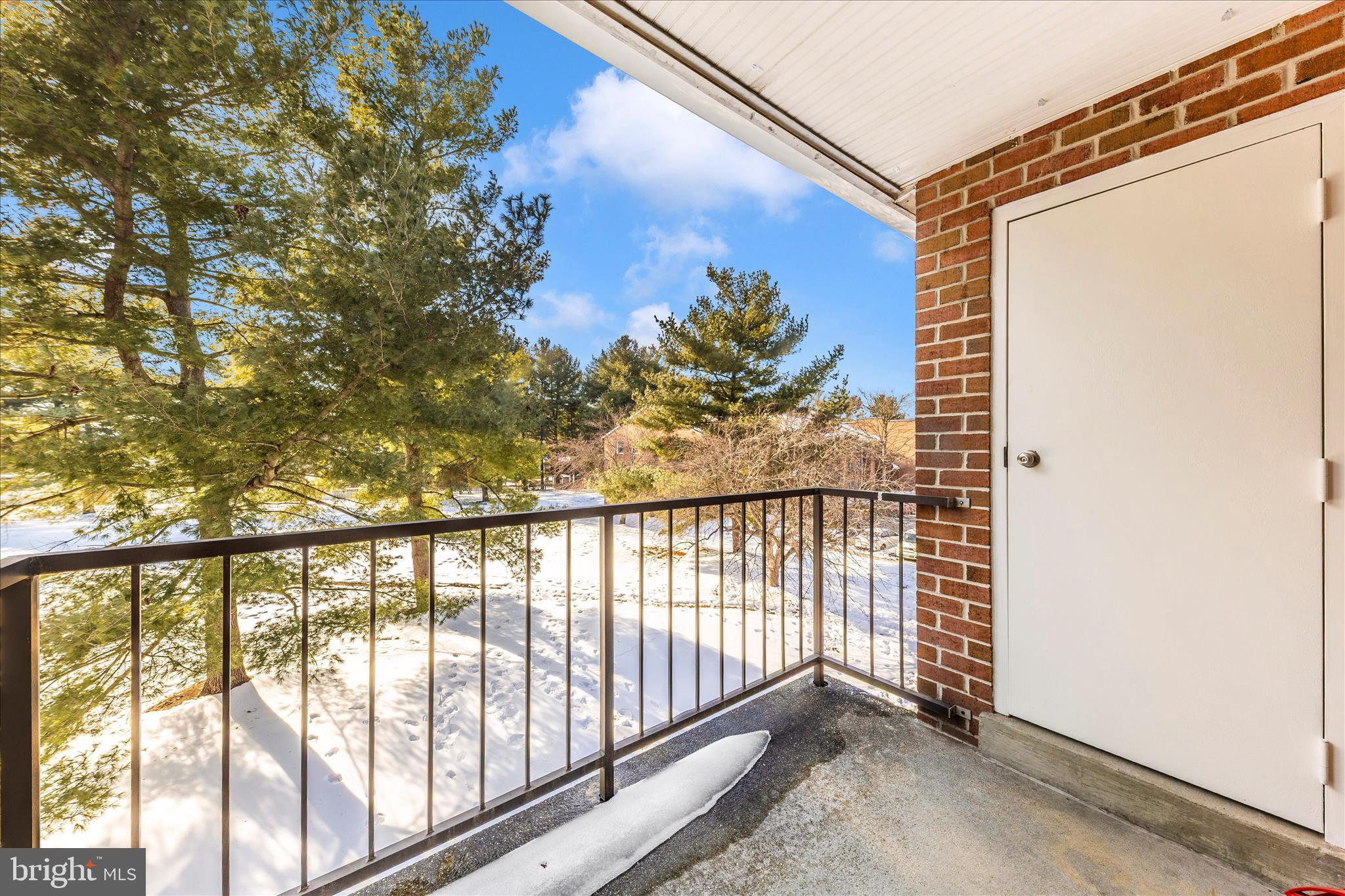 GLADE TOWN - Residential