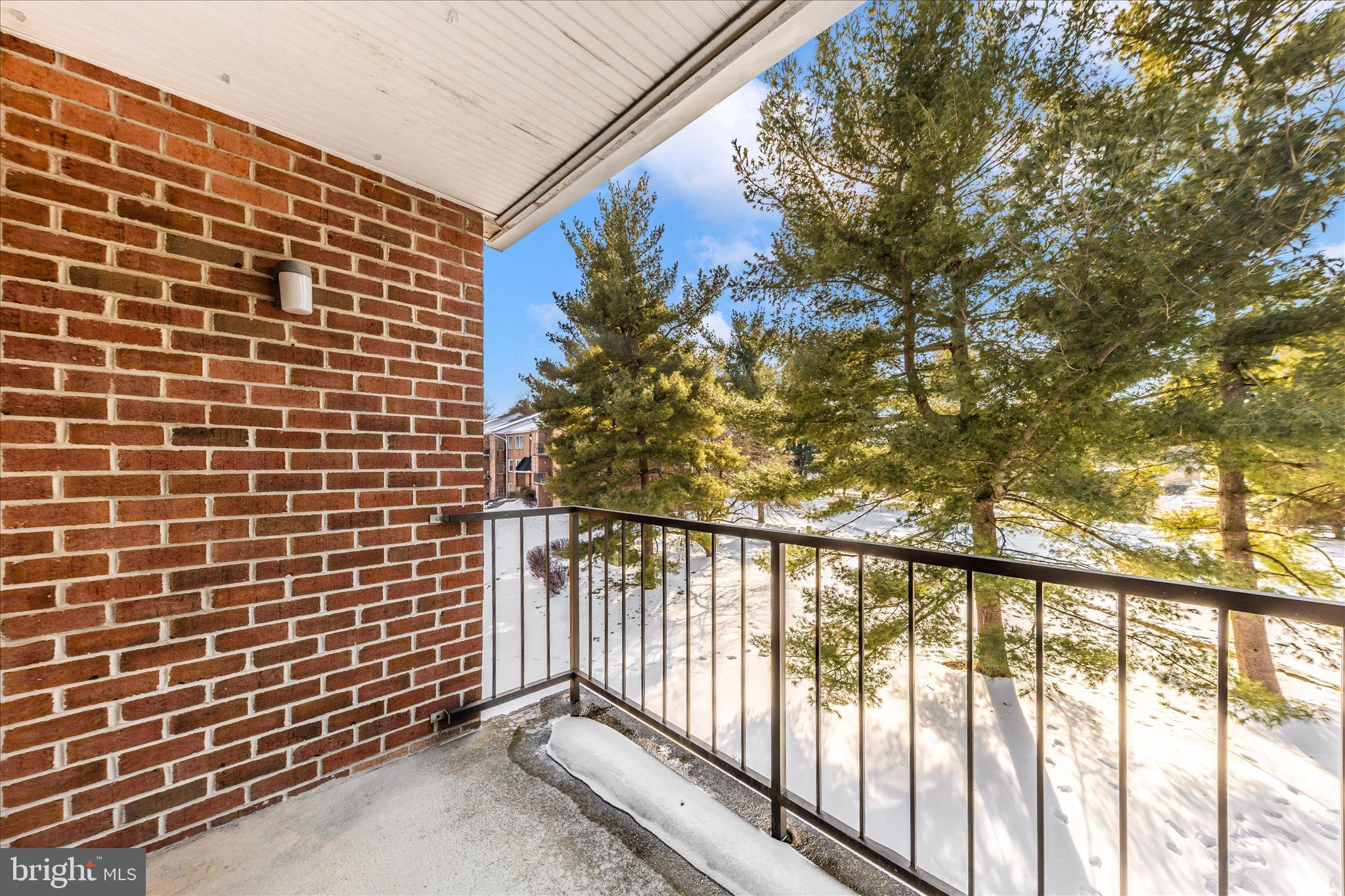 GLADE TOWN - Residential