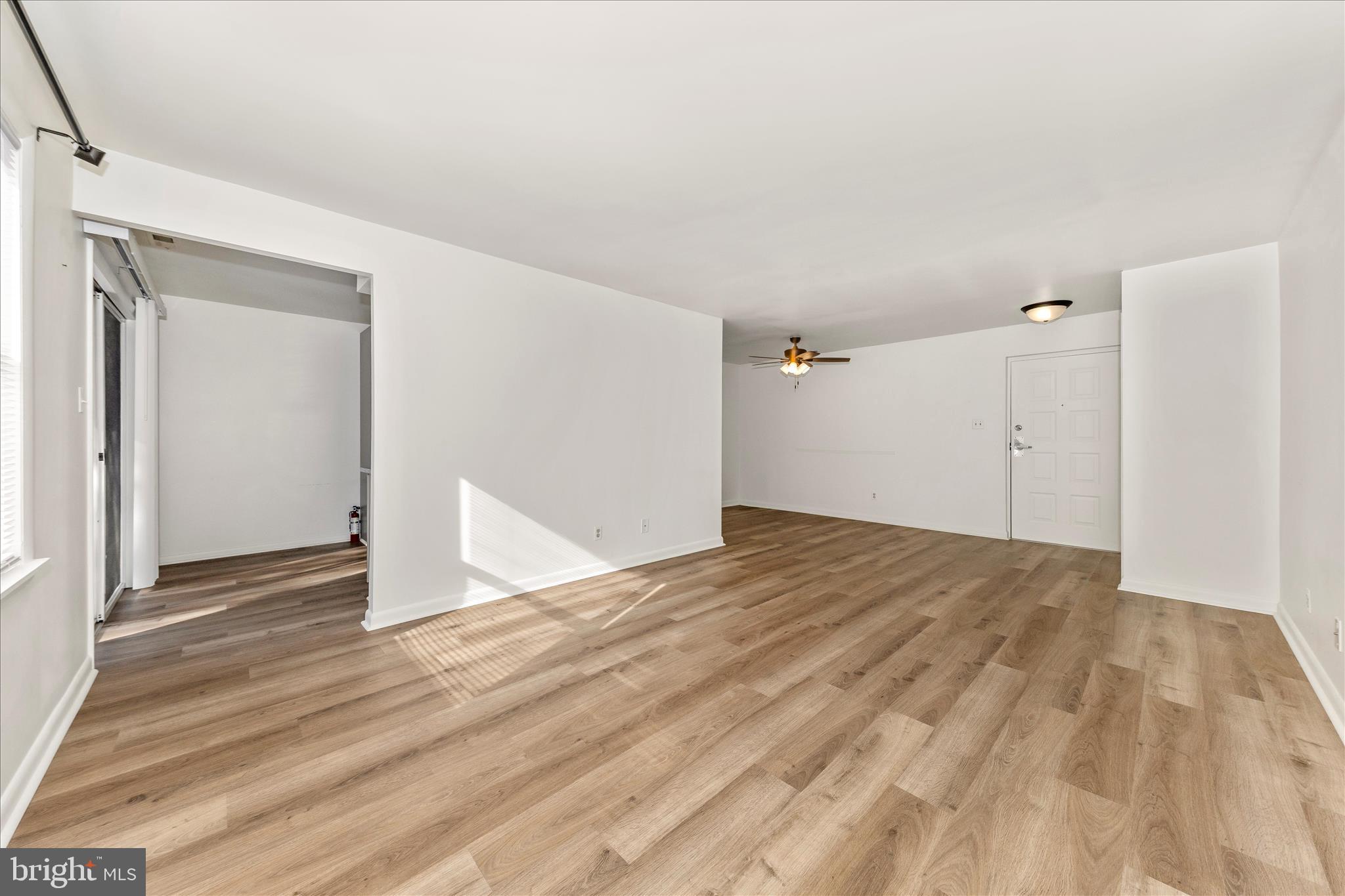 GLADE TOWN - Residential