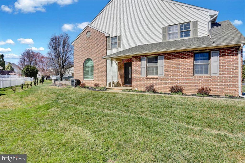 Photo of 80 Rockford Road, MOUNTVILLE, PA 17554 (MLS # PALA2066108)