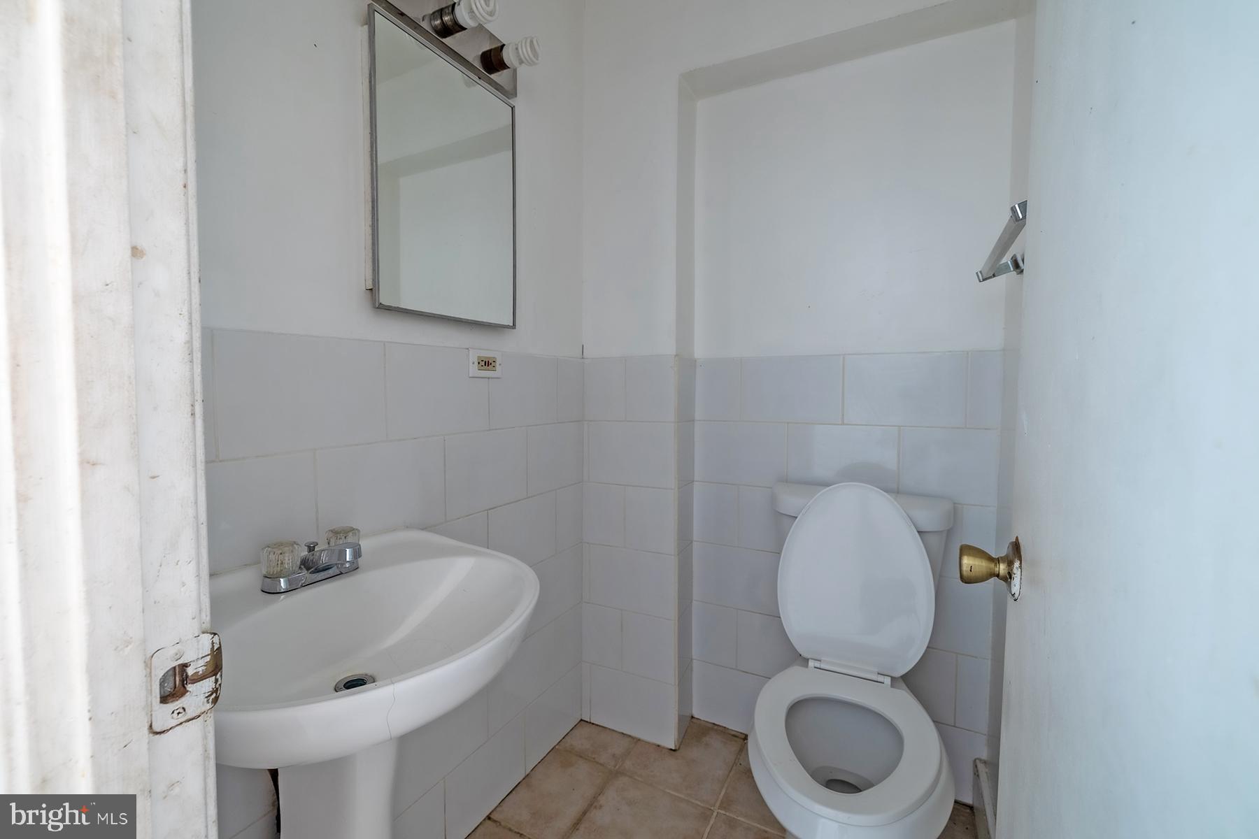 GERMANTOWN (EAST) - Residential