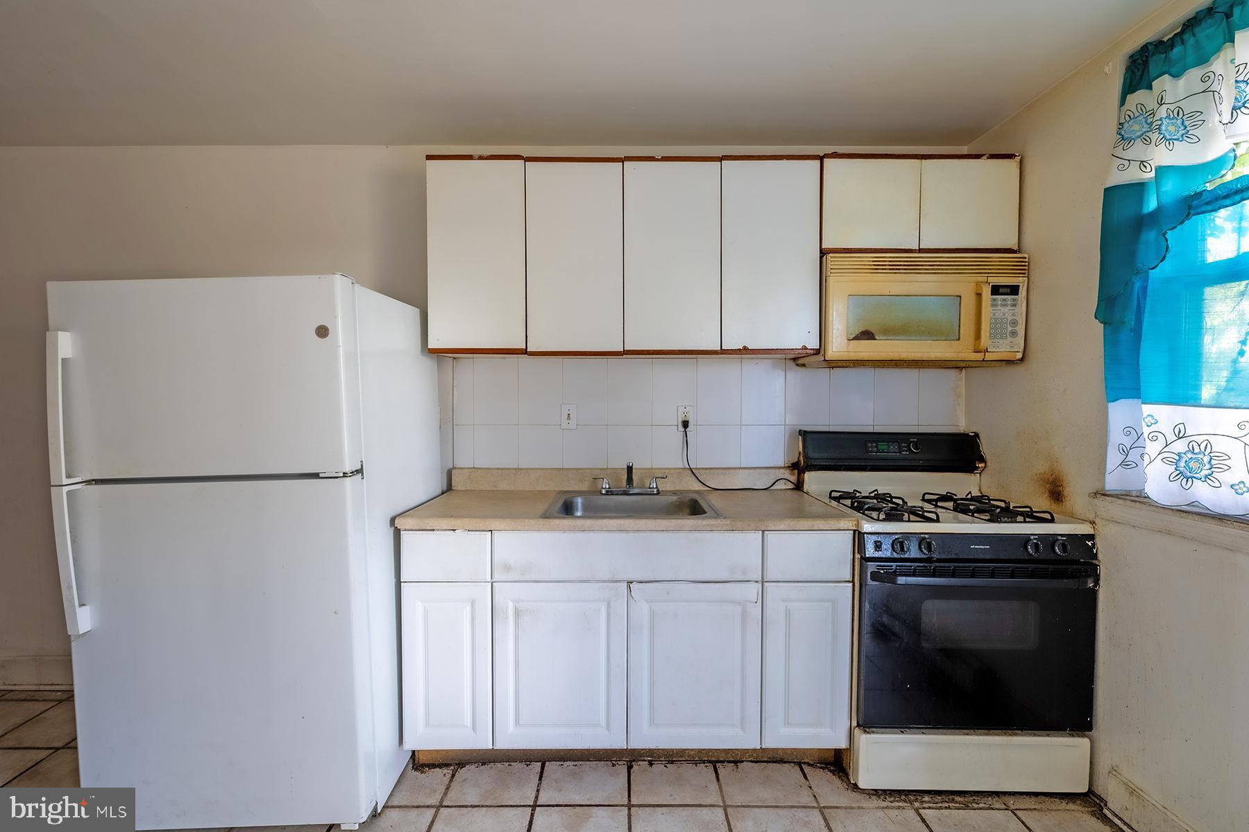 GERMANTOWN (EAST) - Residential