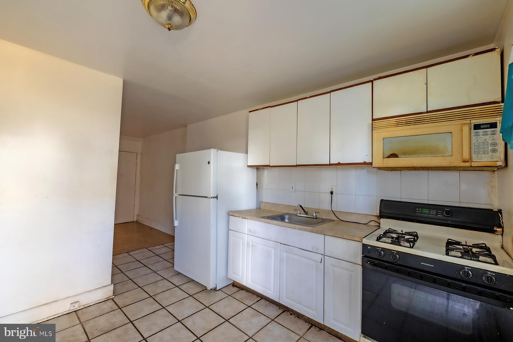 GERMANTOWN (EAST) - Residential