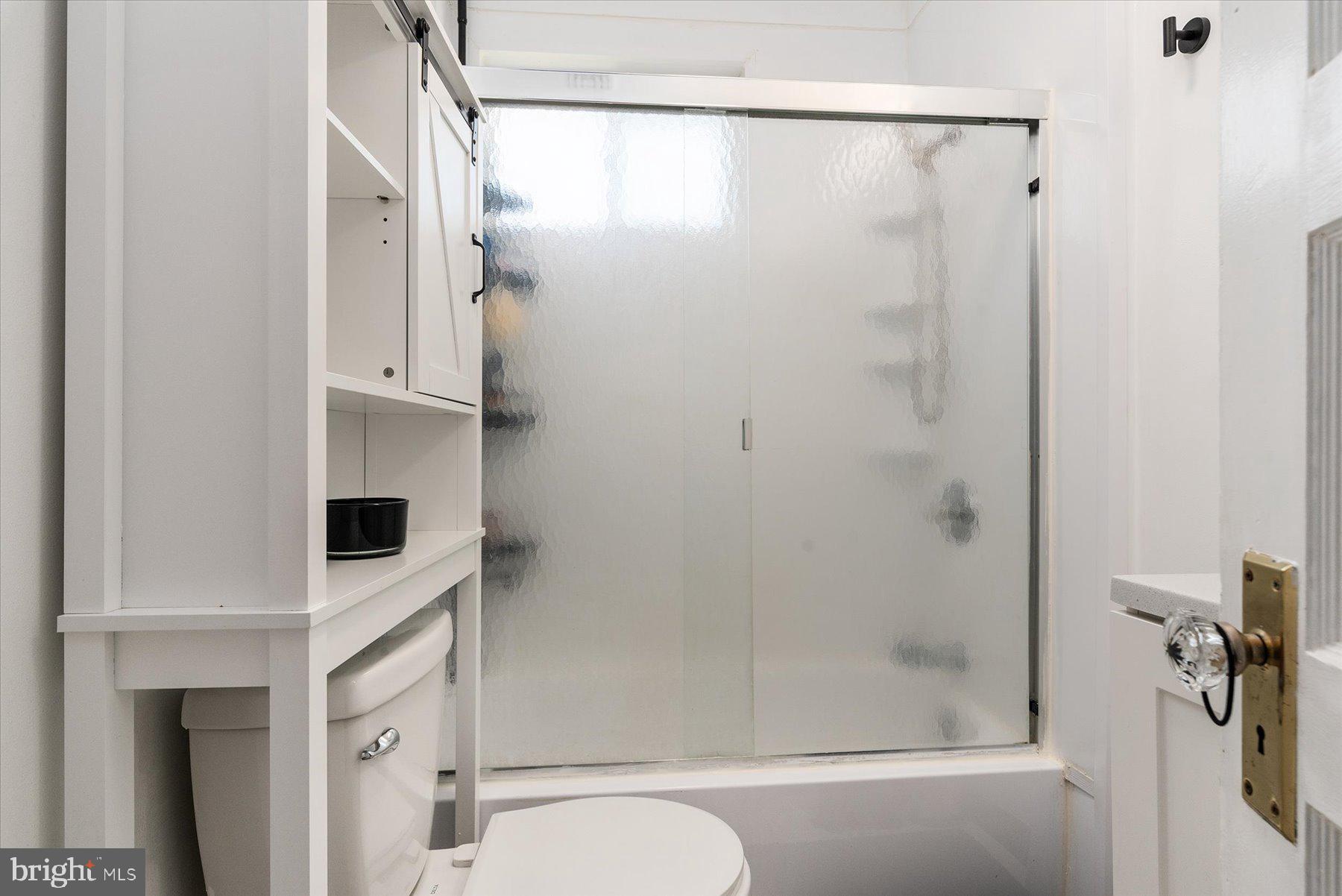 CATON HILLS - Residential