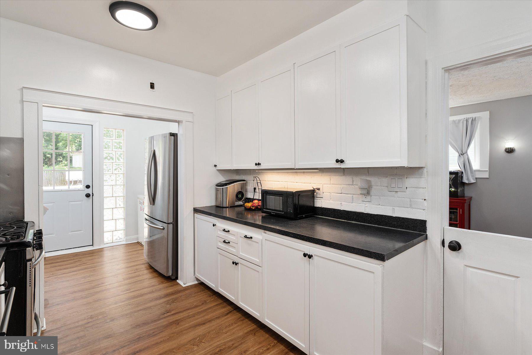 CATON HILLS - Residential