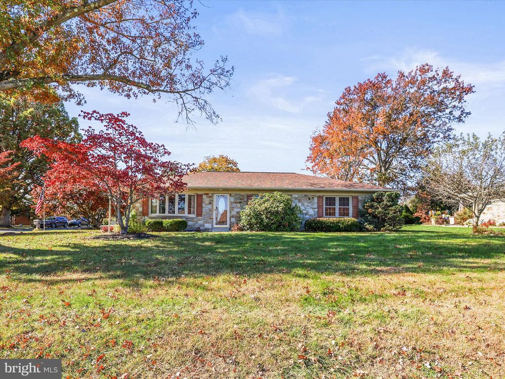 Photo of 20 Henry Street, HANOVER, PA 17331 (MLS # PAYK2092166)