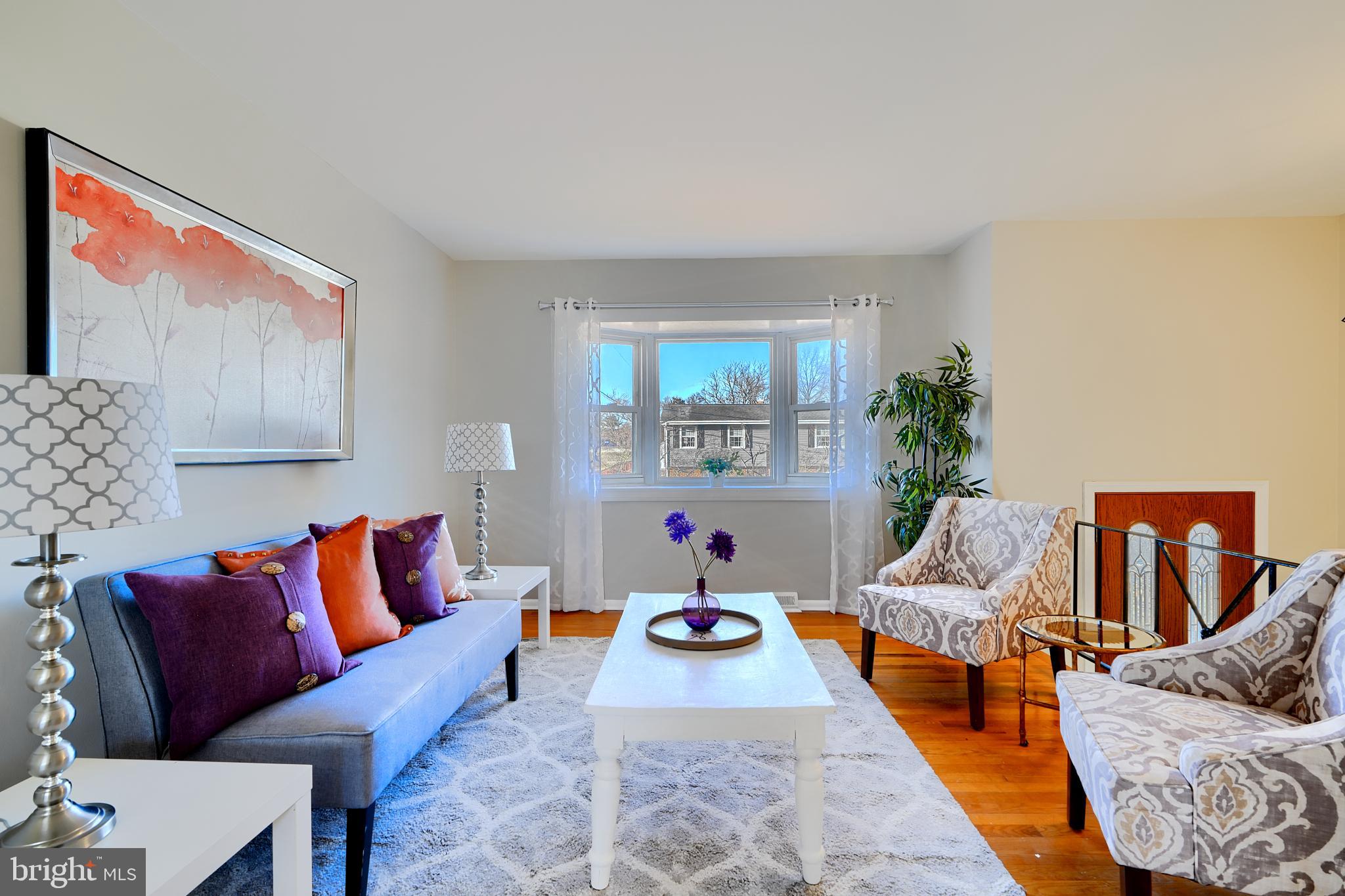 HOLIDAY MANOR - Residential