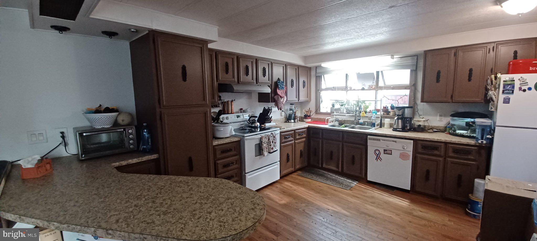 23 C OAKVIEW COURT