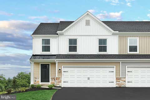 Townhouse For Sale - 143 Redbud Road #LOT 60<br/> BELLEFONTE, PA 16823