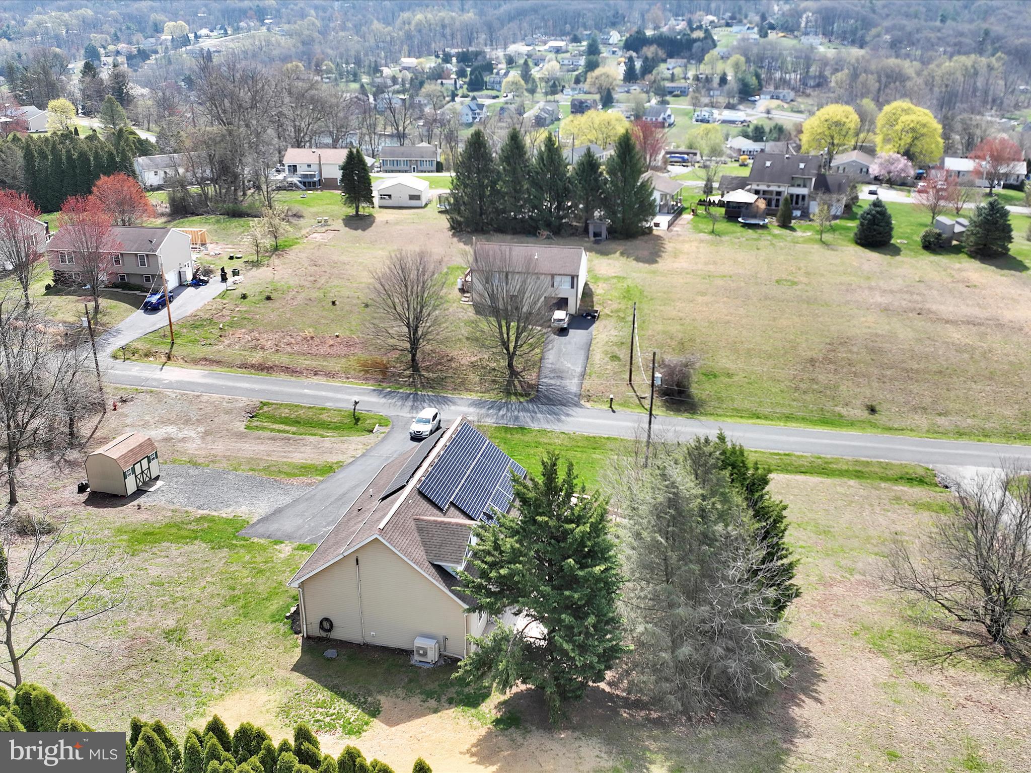 LAKE WYNONAH - Residential