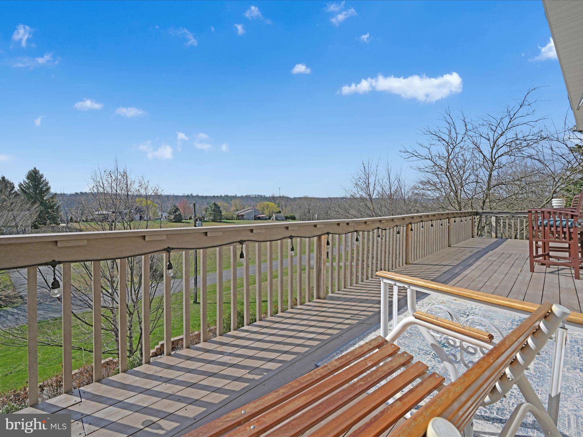 LAKE WYNONAH - Residential