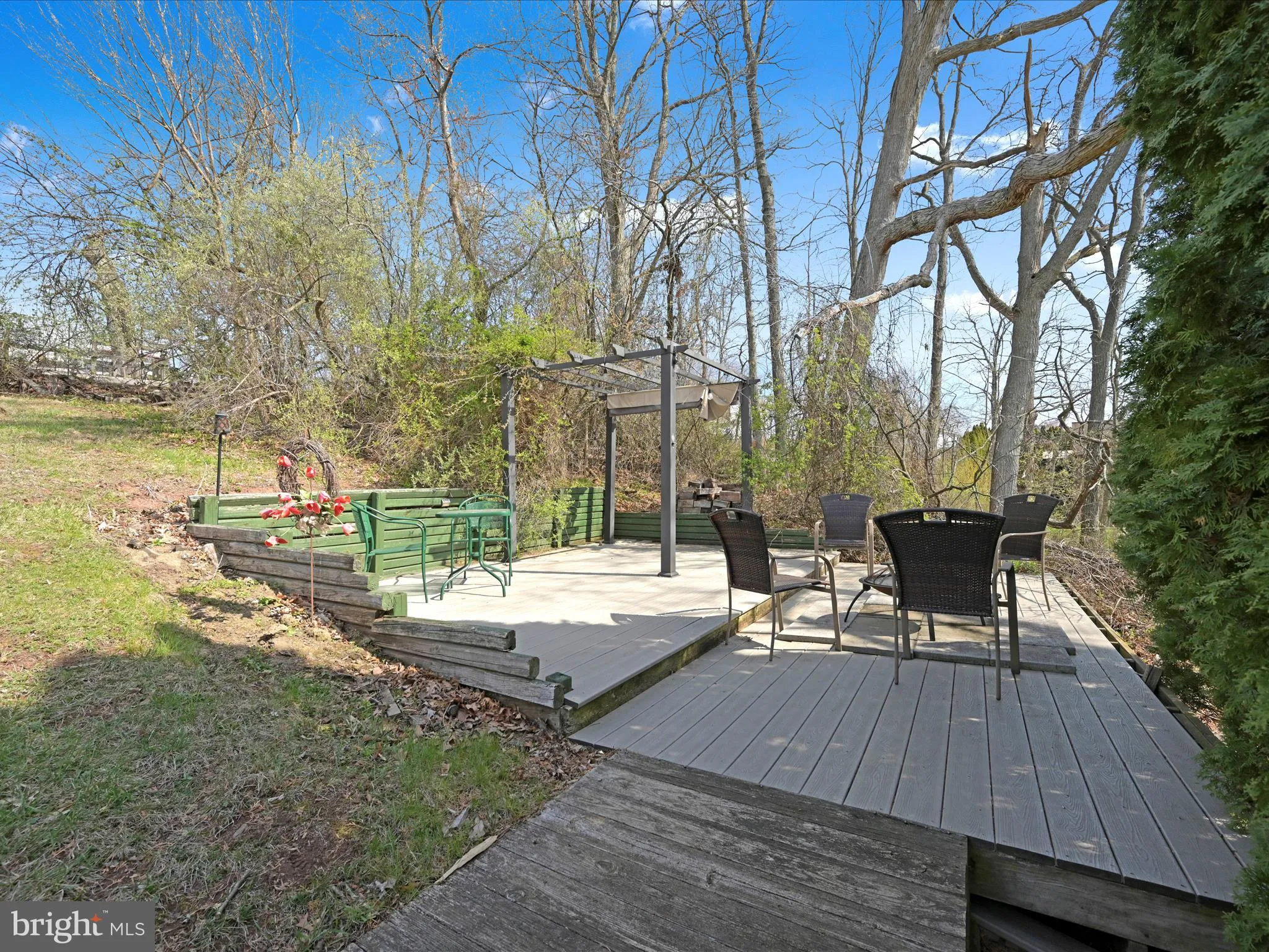 Auburn, Pennsylvania 17922, United States, 3 Bedrooms Bedrooms, ,2 BathroomsBathrooms,Residential,Pending,112601