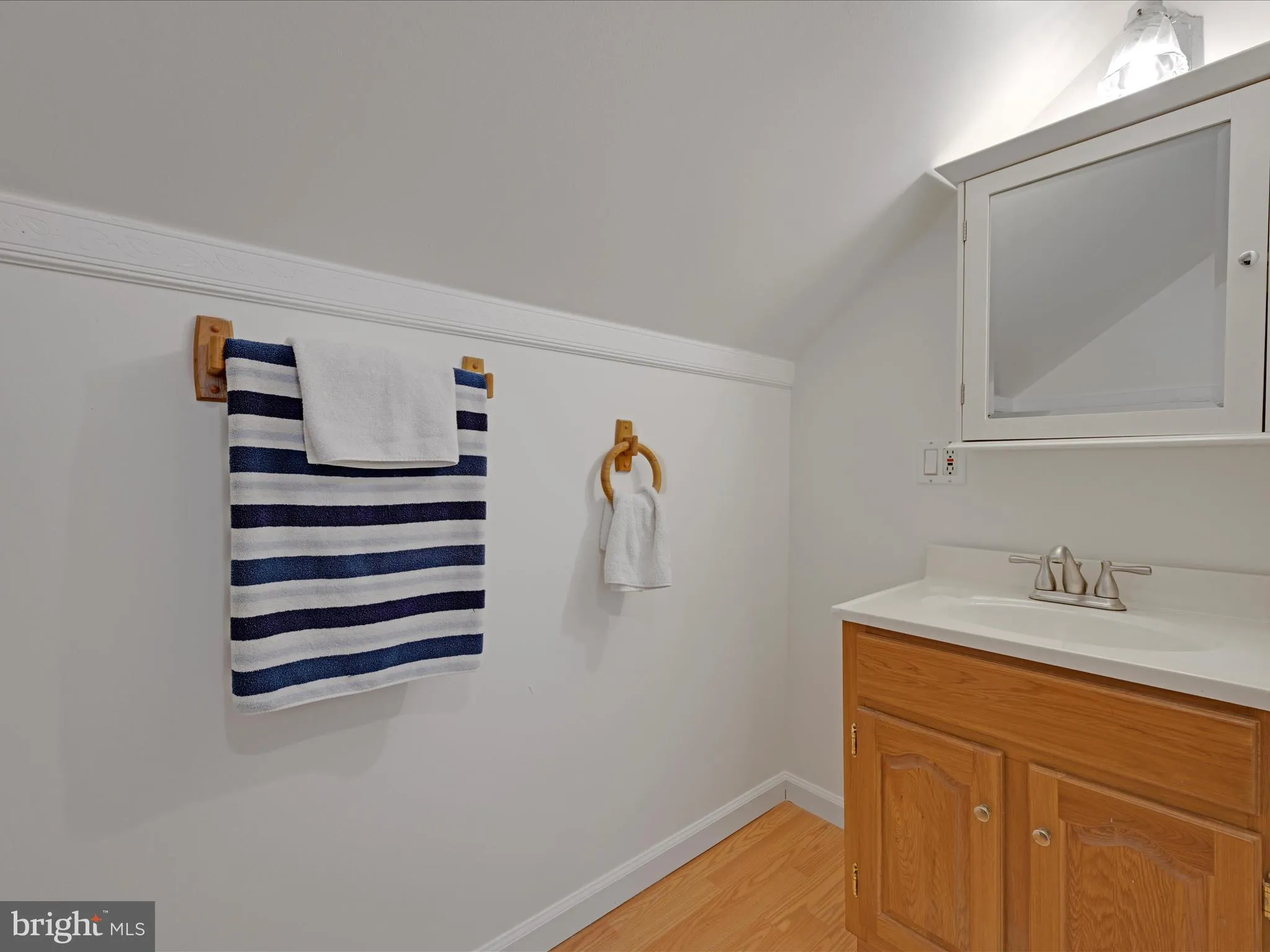 Auburn, Pennsylvania 17922, United States, 3 Bedrooms Bedrooms, ,2 BathroomsBathrooms,Residential,Pending,112601