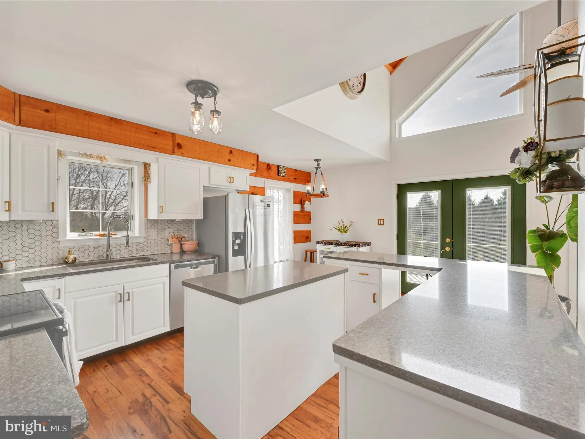 Auburn, Pennsylvania 17922, United States, 3 Bedrooms Bedrooms, ,2 BathroomsBathrooms,Residential,Pending,112601