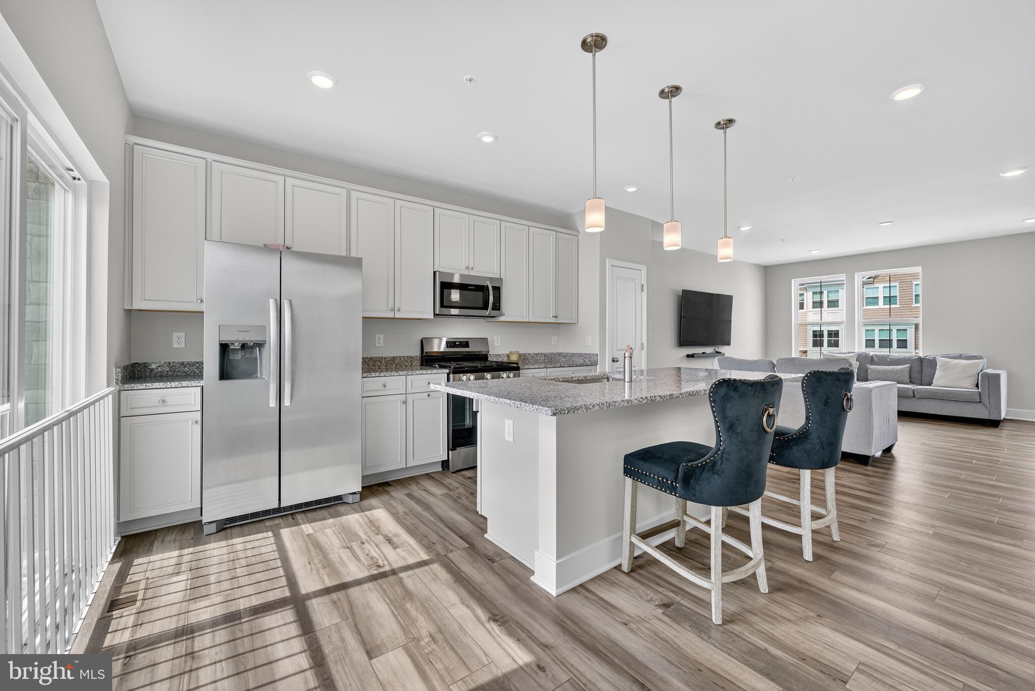 ST CHARLES TOWNS - Residential Lease