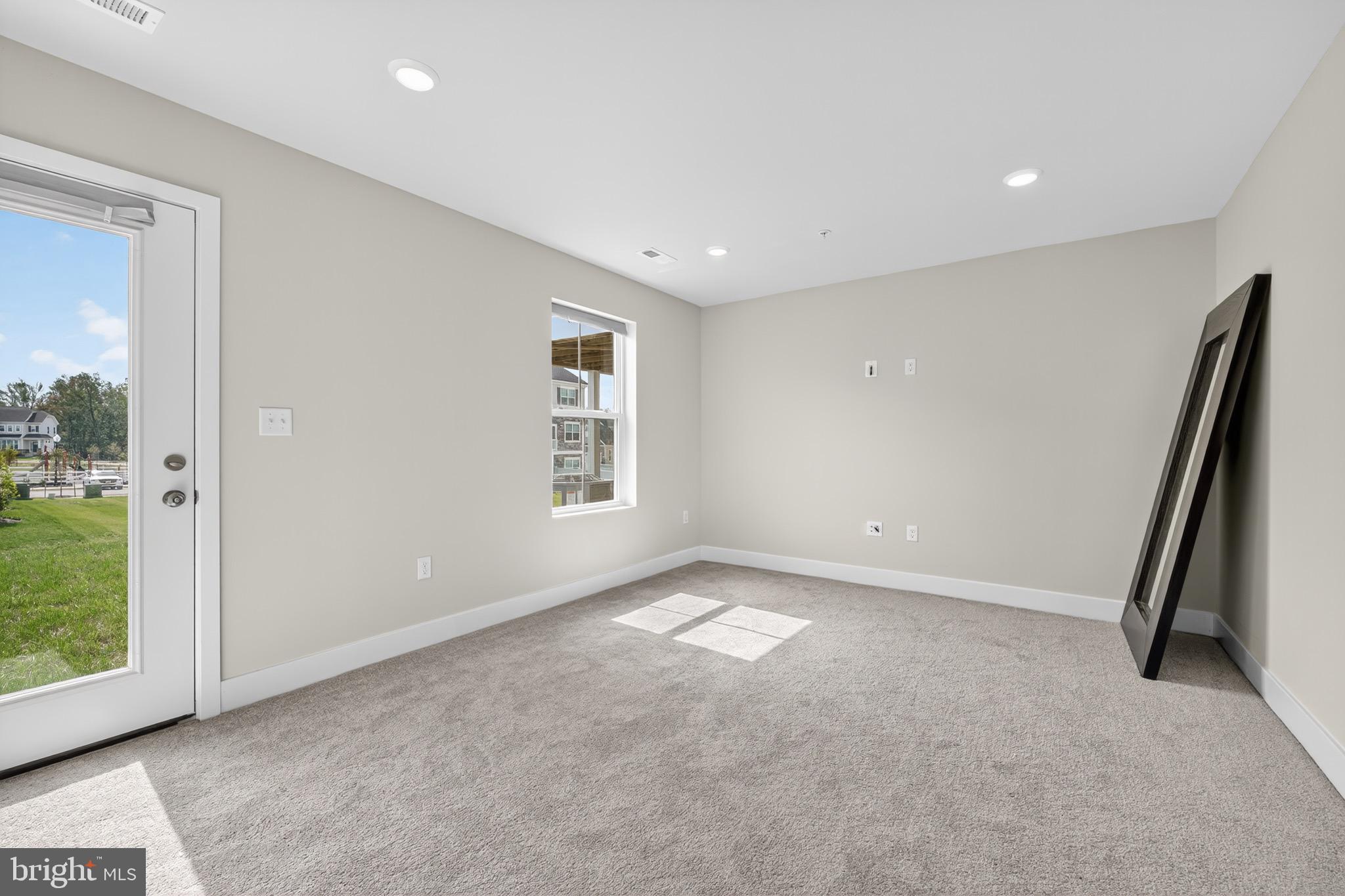 ST CHARLES TOWNS - Residential Lease