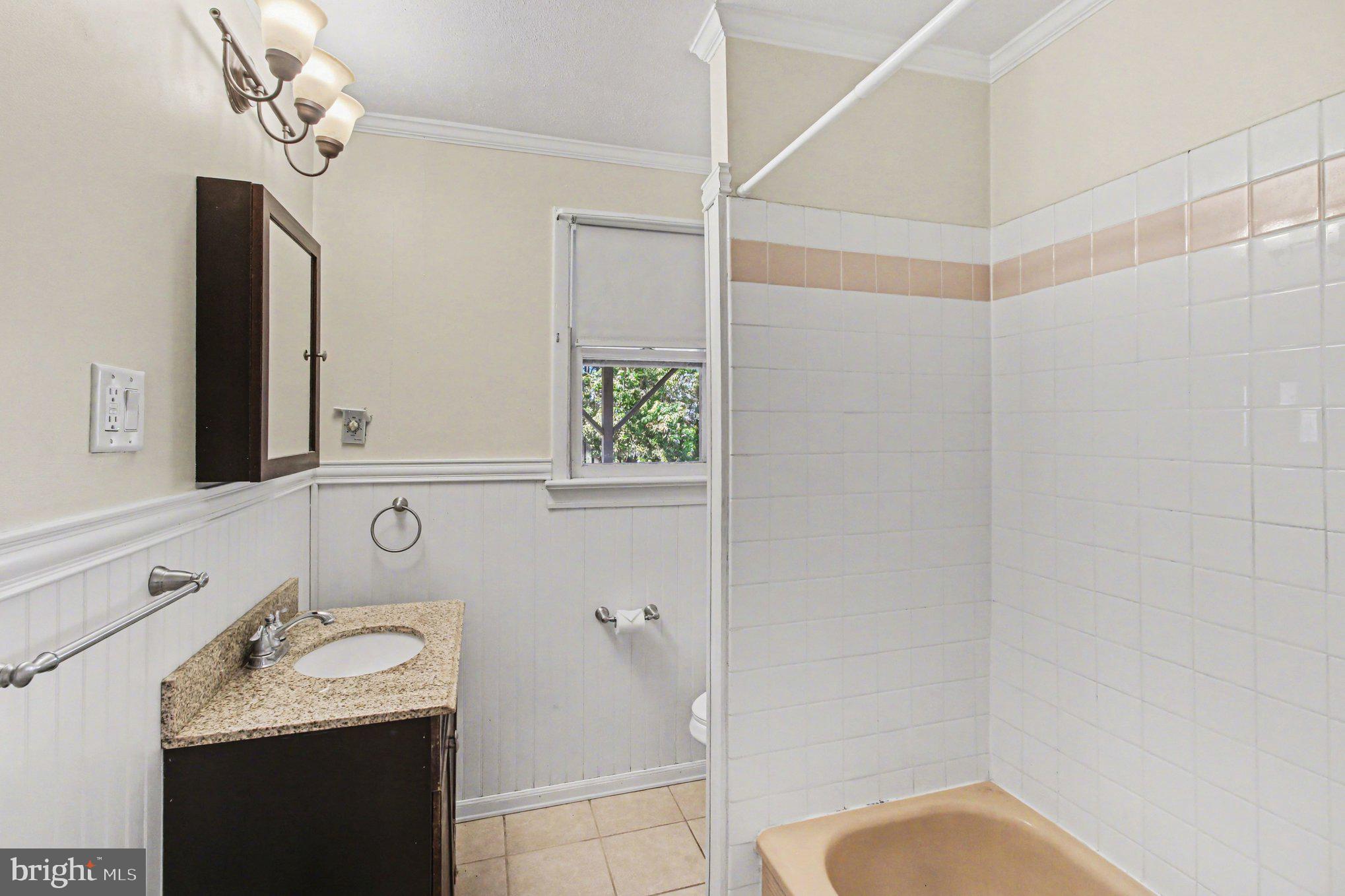 PENN SQ - Residential