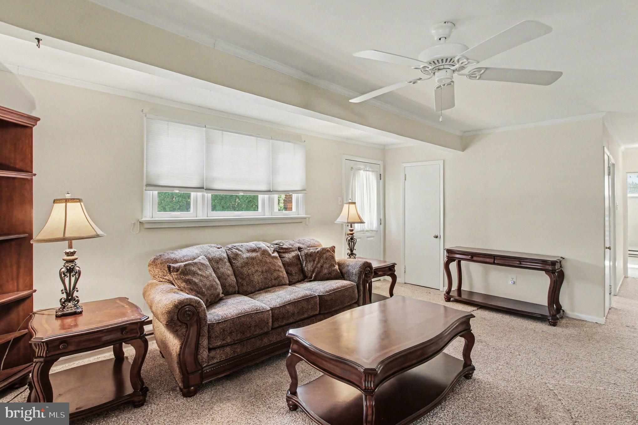 PENN SQ - Residential