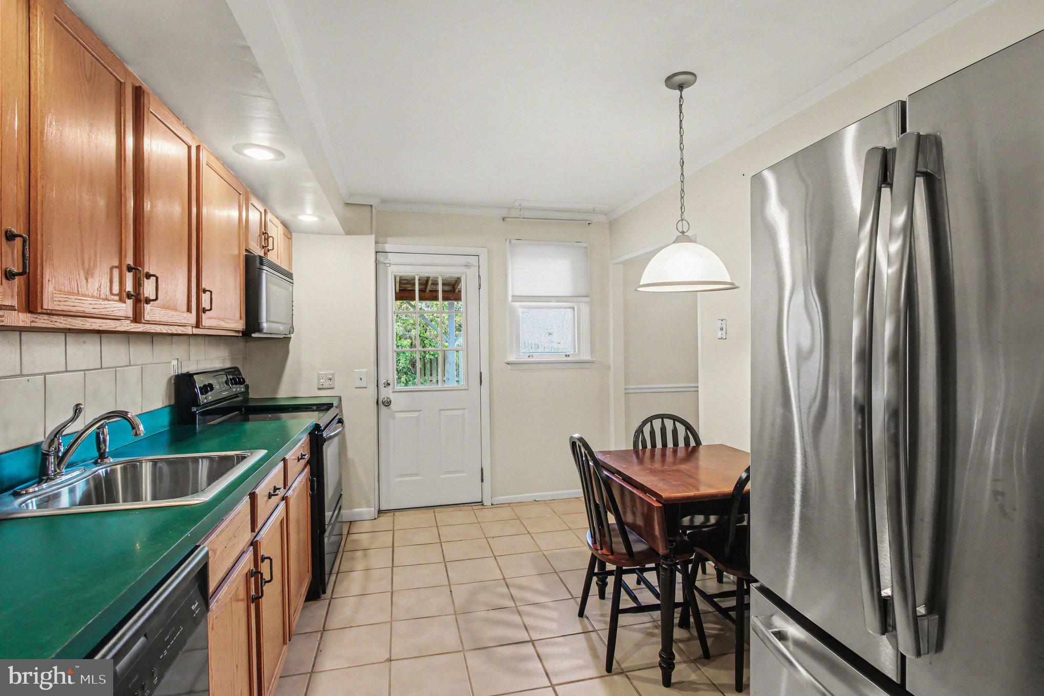 PENN SQ - Residential