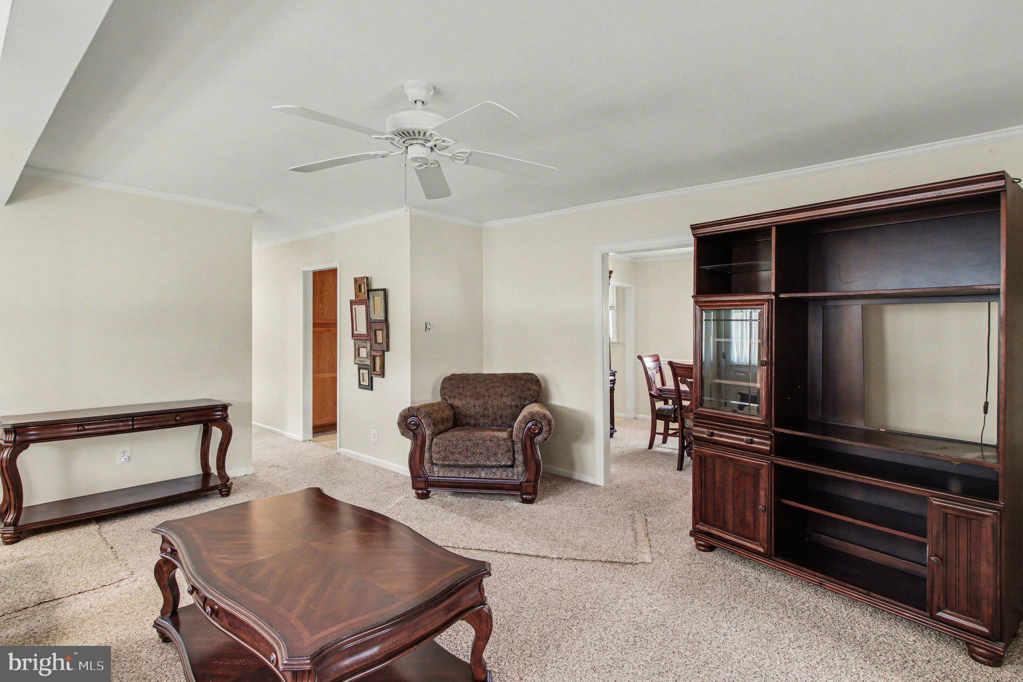 PENN SQ - Residential