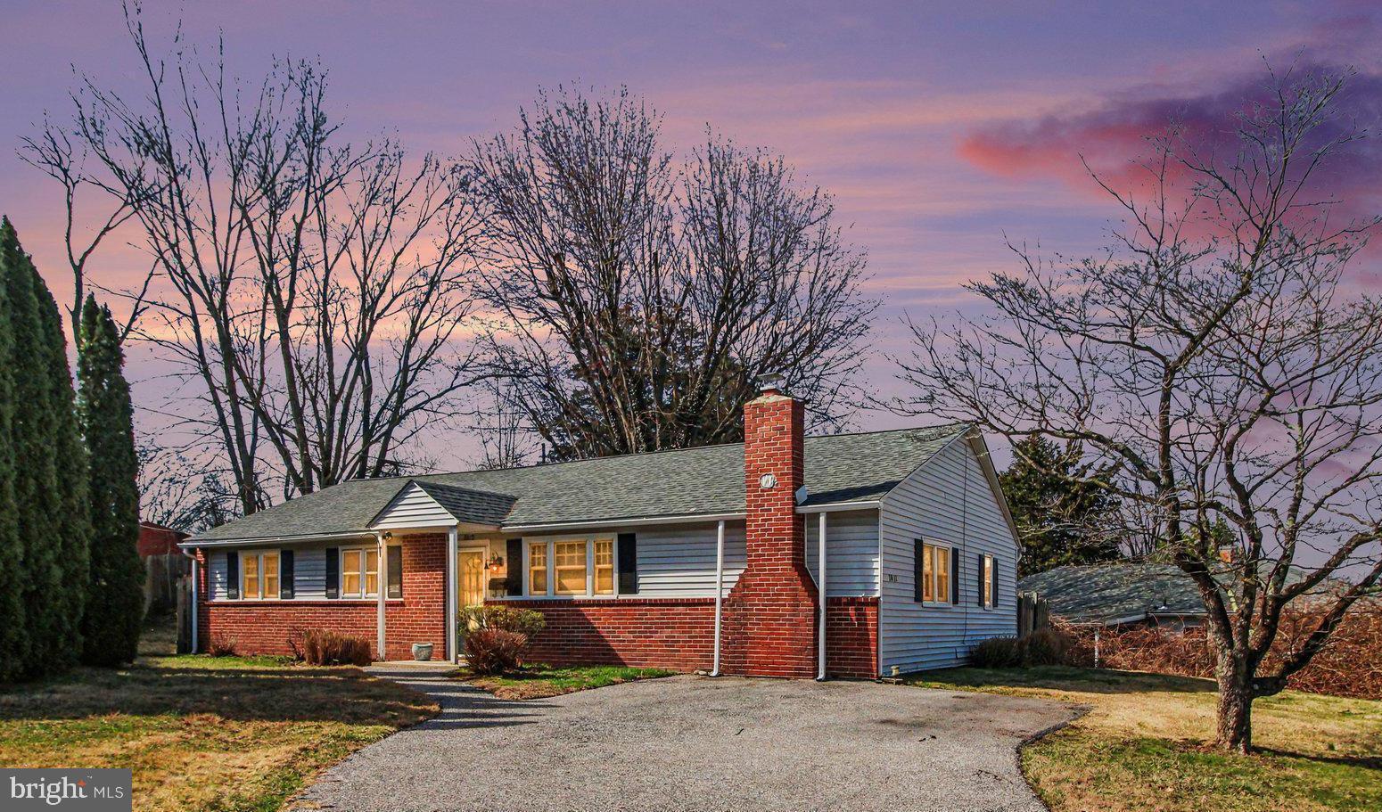 PENN SQ - Residential