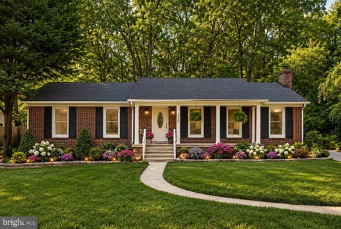 Photo of 2608 Kilgore Street, HAYMARKET, VA 20169 (MLS # VAPW2127130)