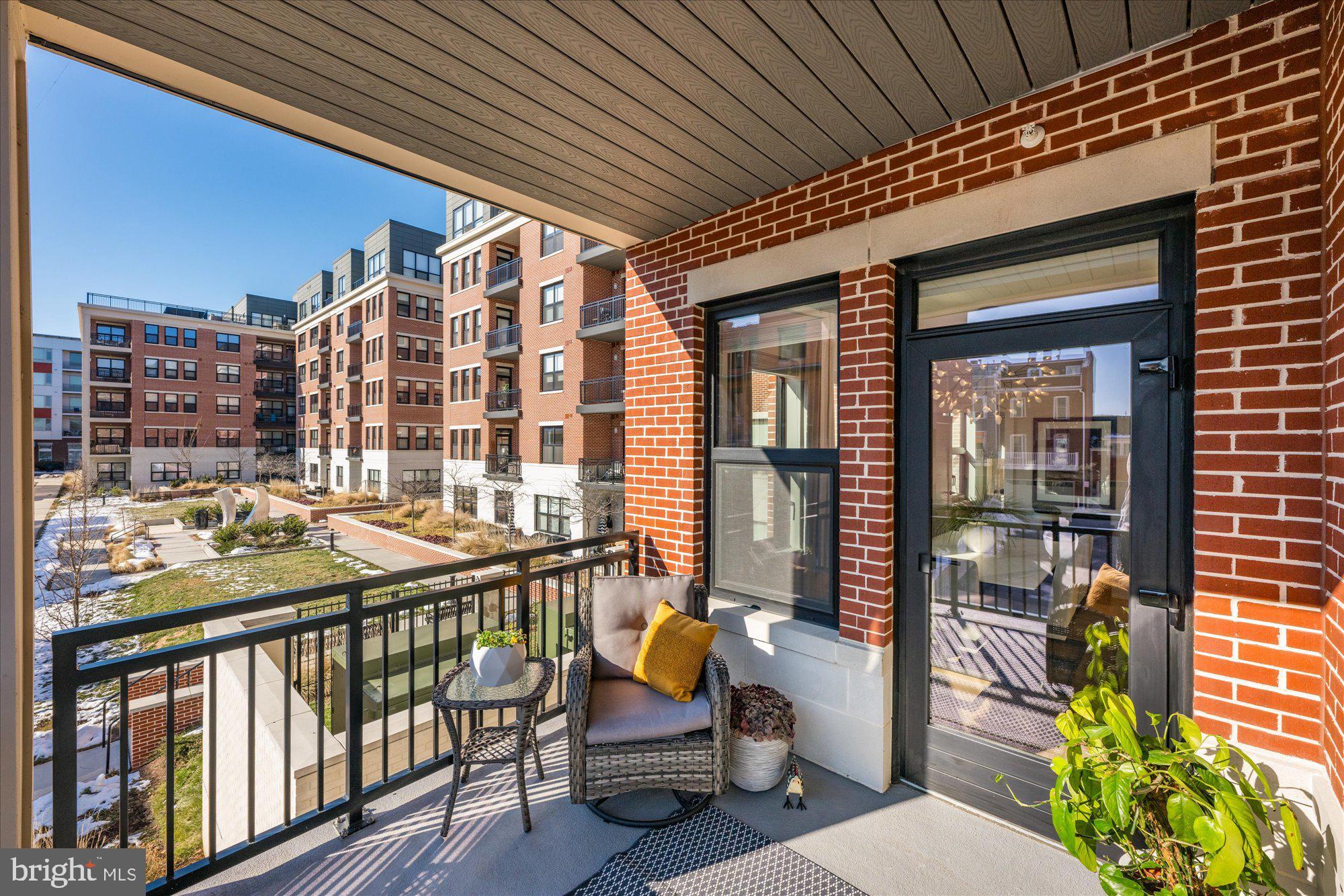 POTOMAC YARD - Residential