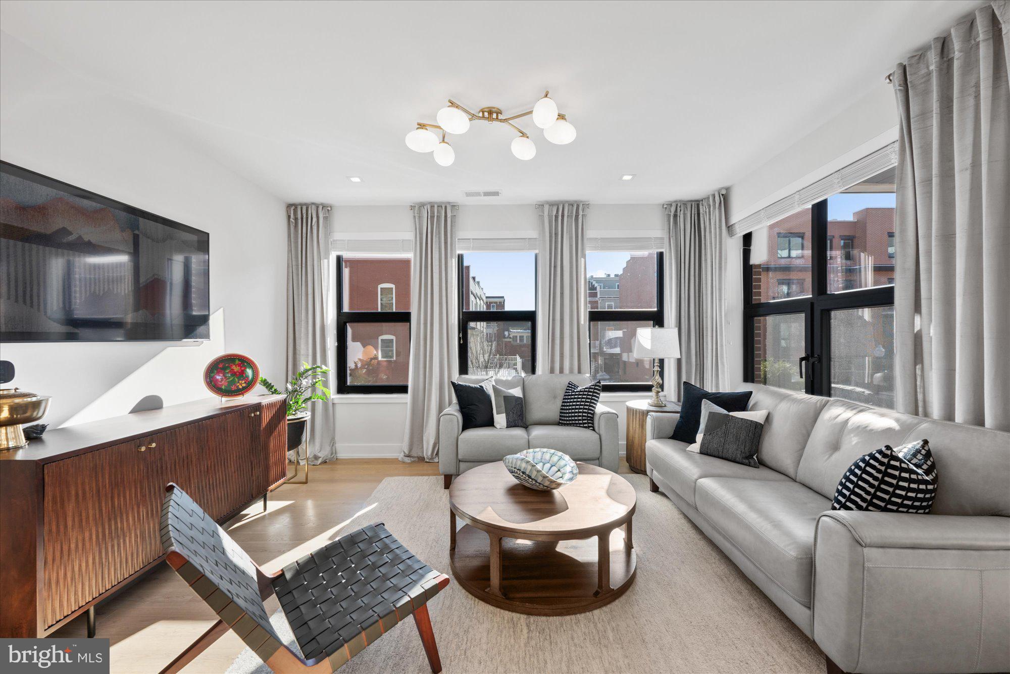 POTOMAC YARD - Residential