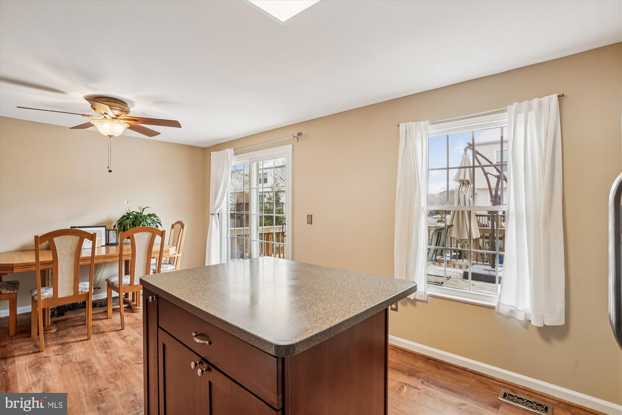 SULLY STATION - Residential