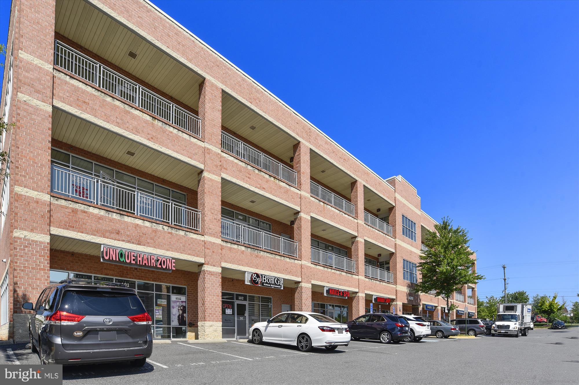 SULLY STATION - Residential