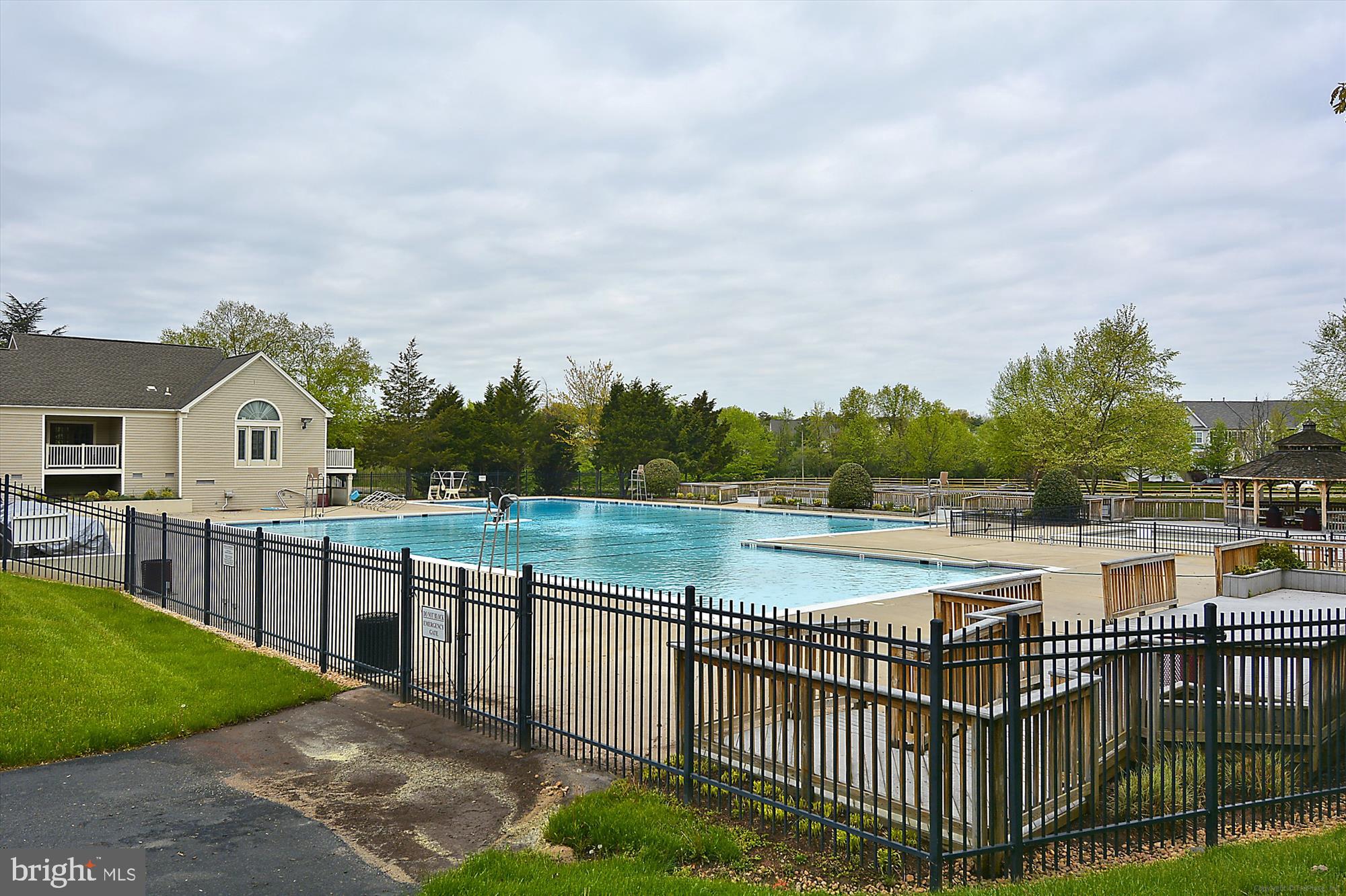 SULLY STATION - Residential