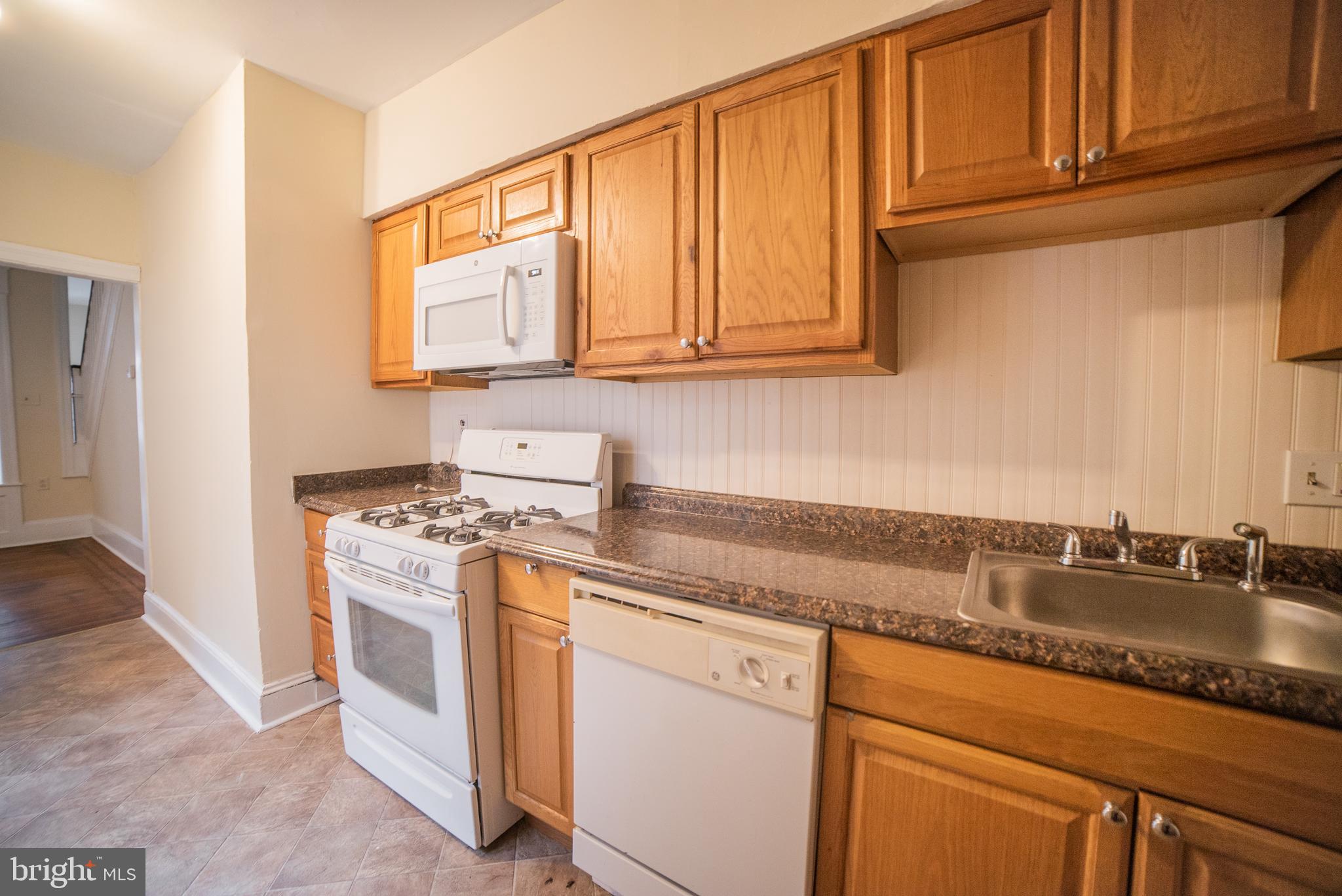 SOUTH STREET - Residential Income