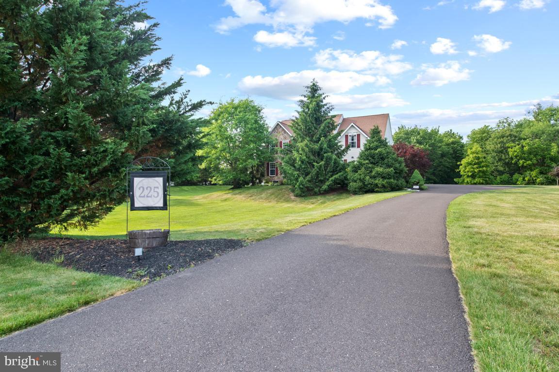 225 TOLLGATE ROAD