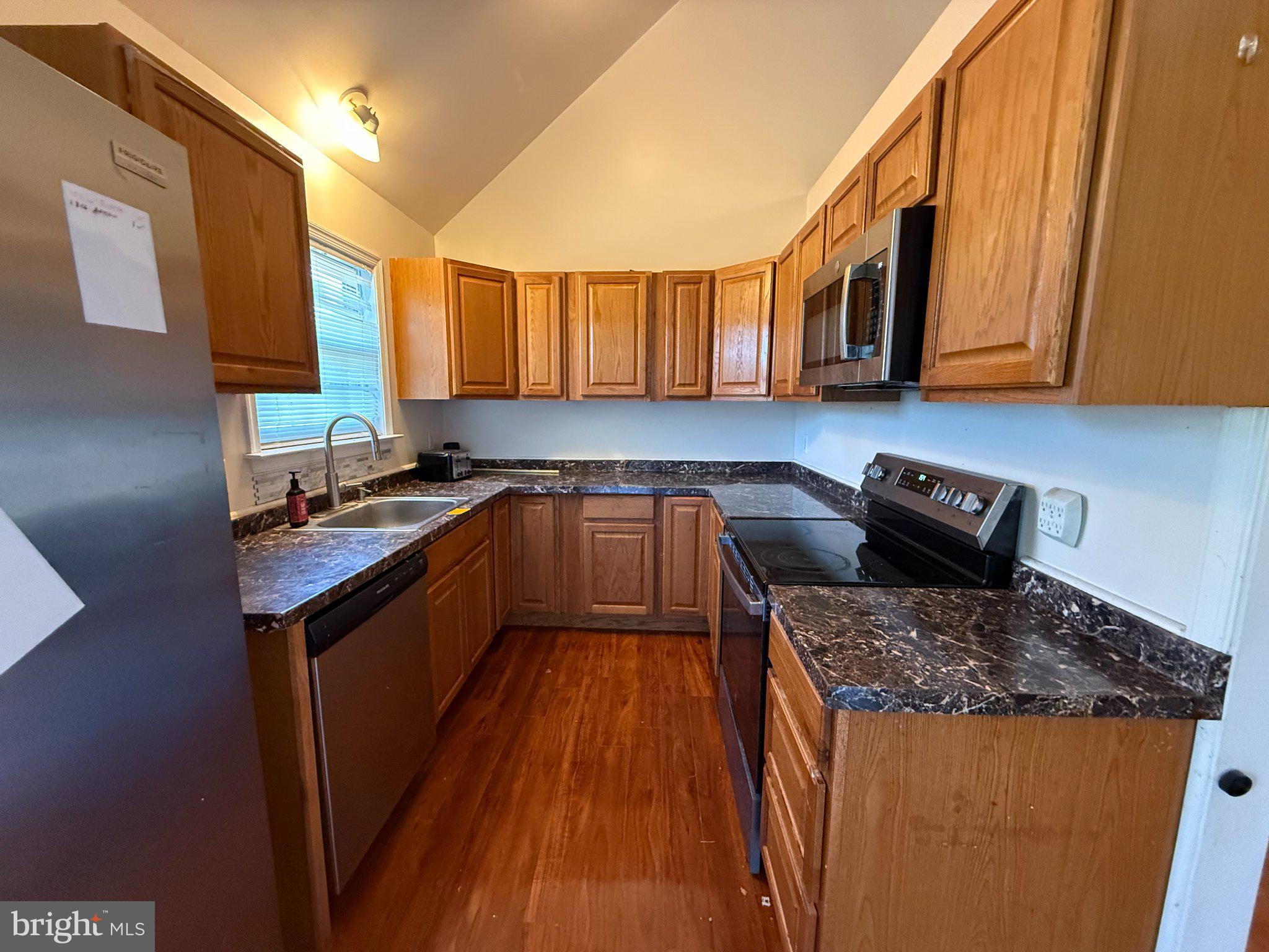 136 HIDDEN CREEK WAY
