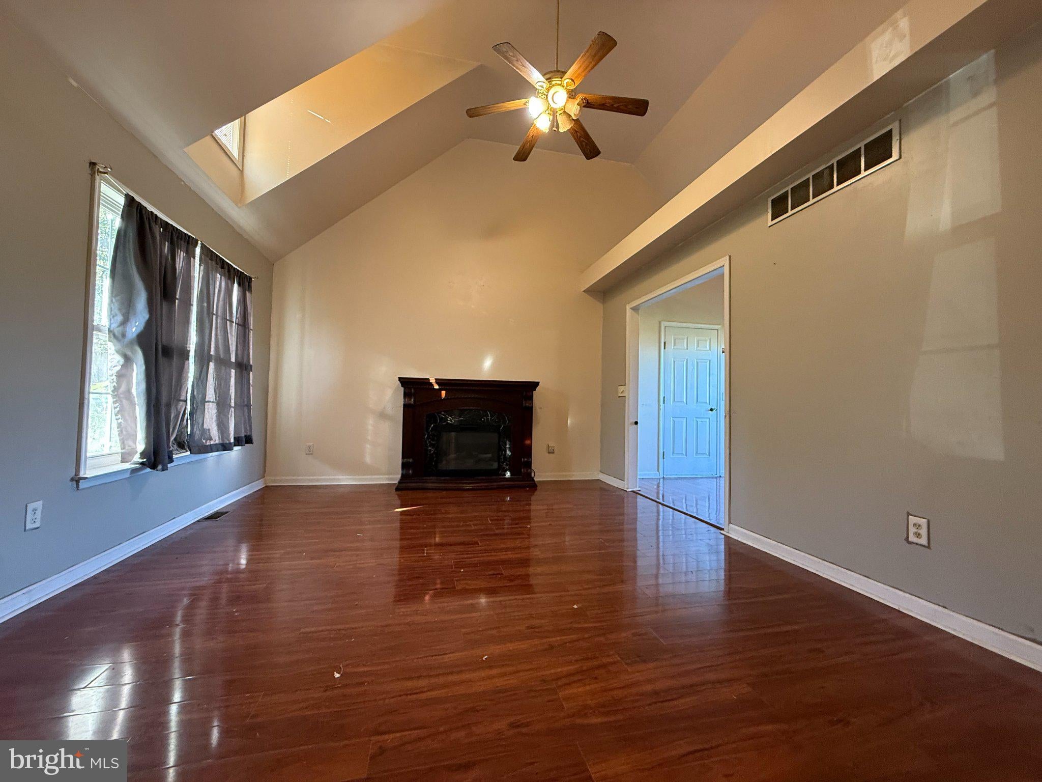 136 HIDDEN CREEK WAY
