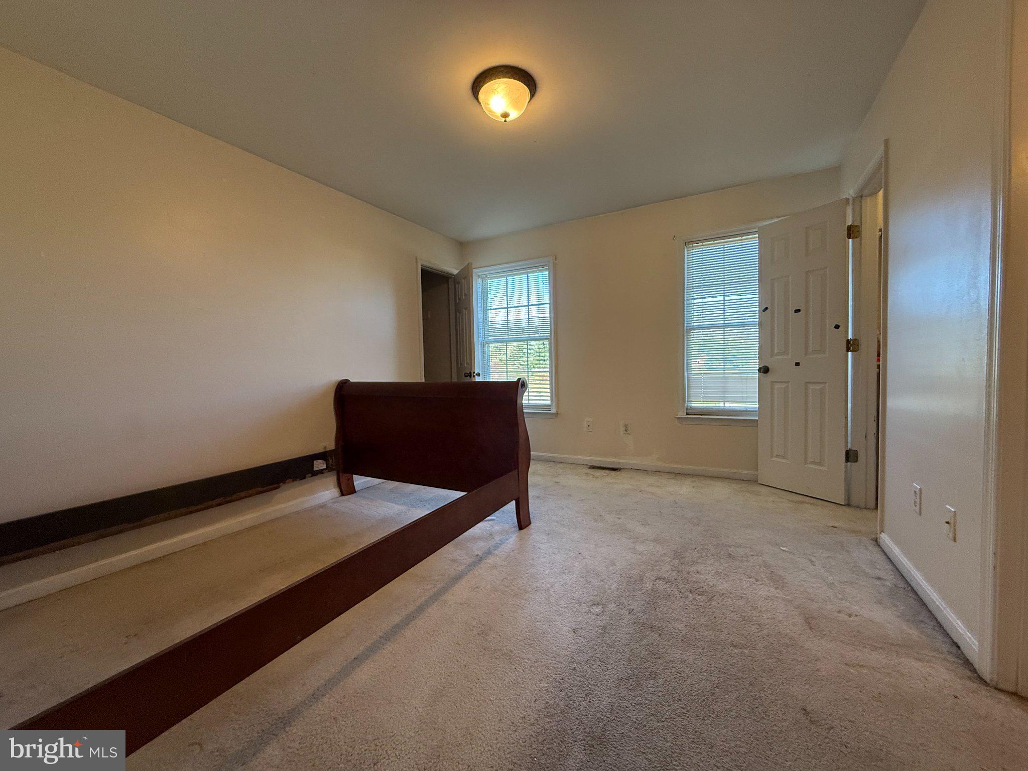 136 HIDDEN CREEK WAY
